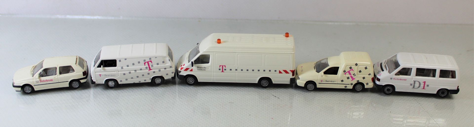 5 Modellbaufahrzeuge, Deutsche Telekom Service Beschriftung, 1 x Herpa, 1 x Rietze, 2 Wiking und 1  - Bild 3 aus 5