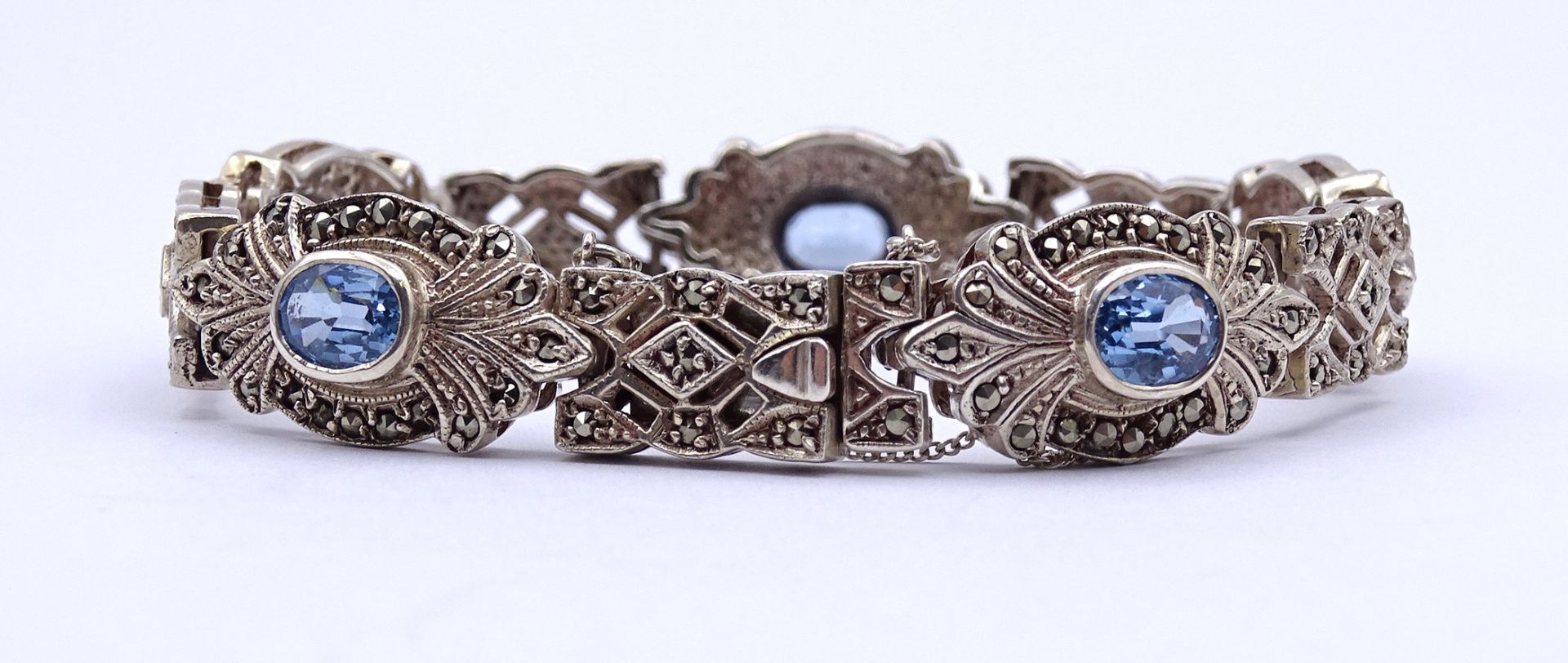 Schönes Silber Armband mit Markasiten und 5 oval facc. Blautopasen, Sterling Silber 0.925, L. 19,5c - Bild 3 aus 4