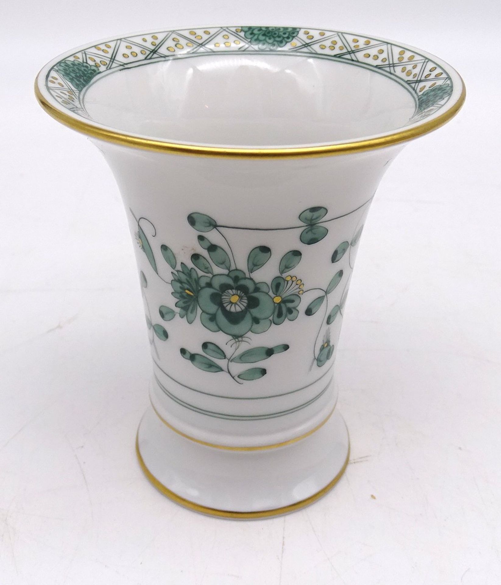 kl. Vase "Meissen", Indisch grün, H. 9,5cm, D. 8,5cm