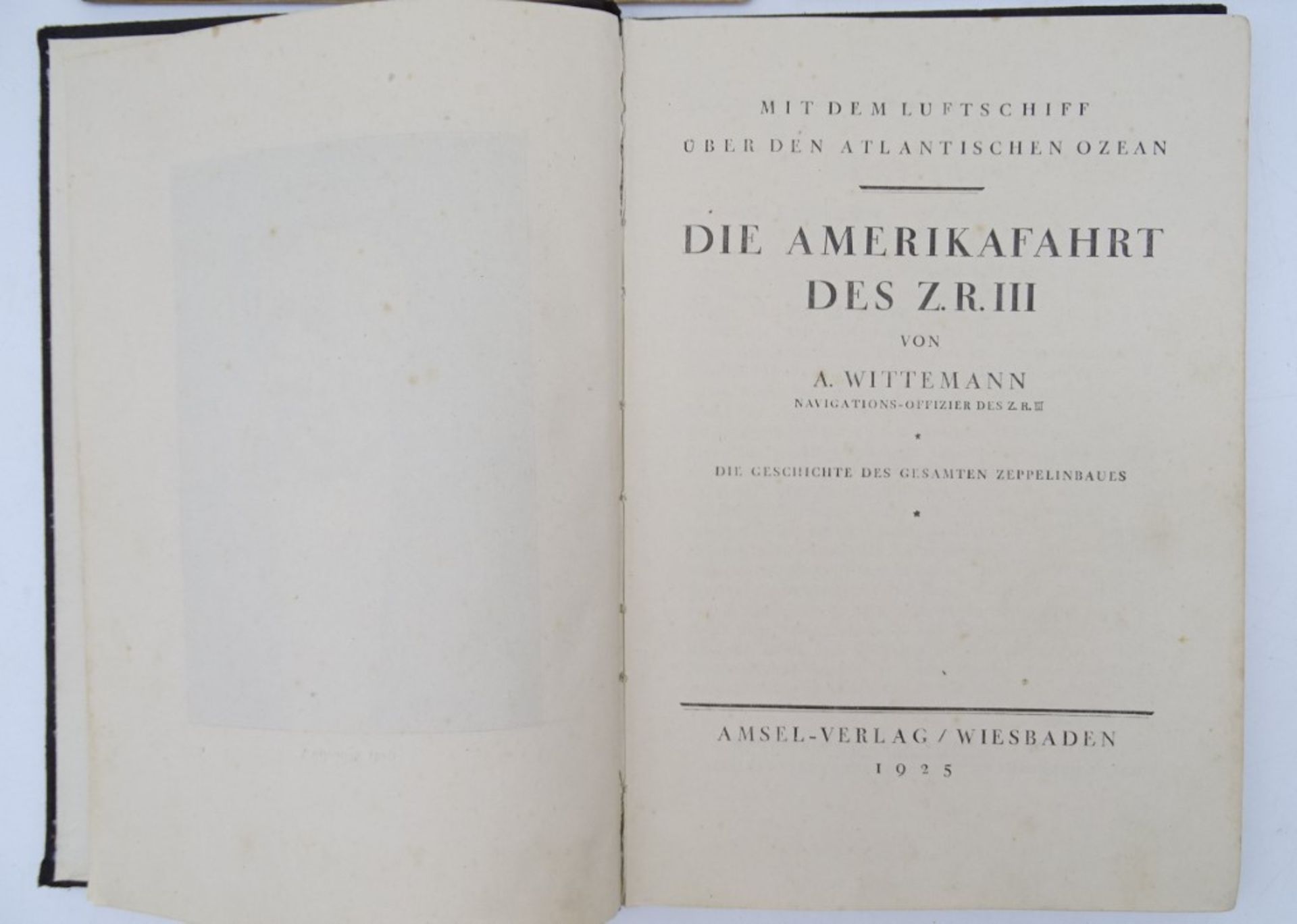 2 Bücher: "Die Amerika-Fahrt des Z.R.III", Amsel-Verlag, Wiesbaden 1925 und "Die Unterseeboote der  - Bild 3 aus 16
