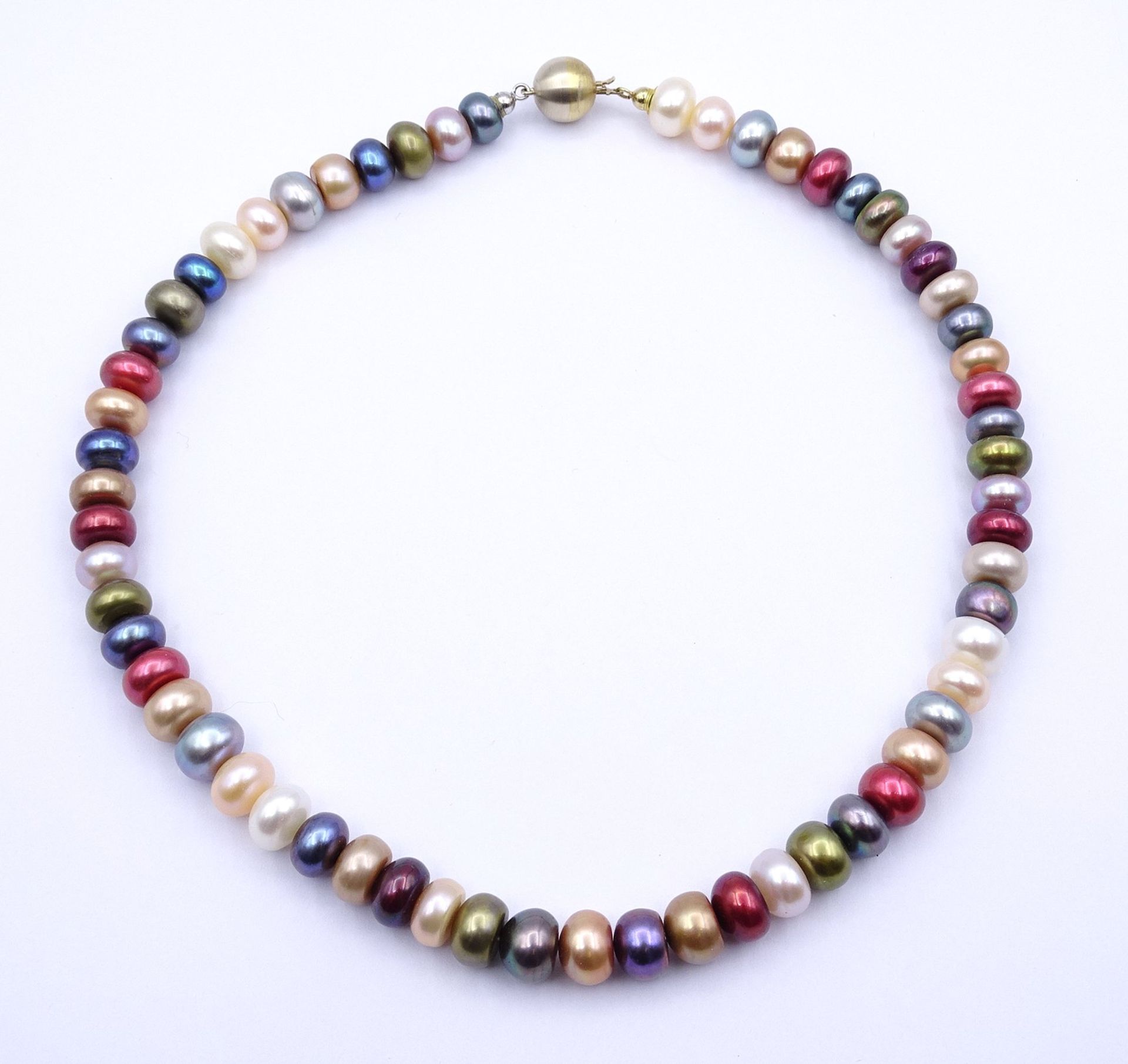 Mehrfarbige Perlen Halskette mit Goldverschluss 0.585, Scheibenförmig, L. 43cm