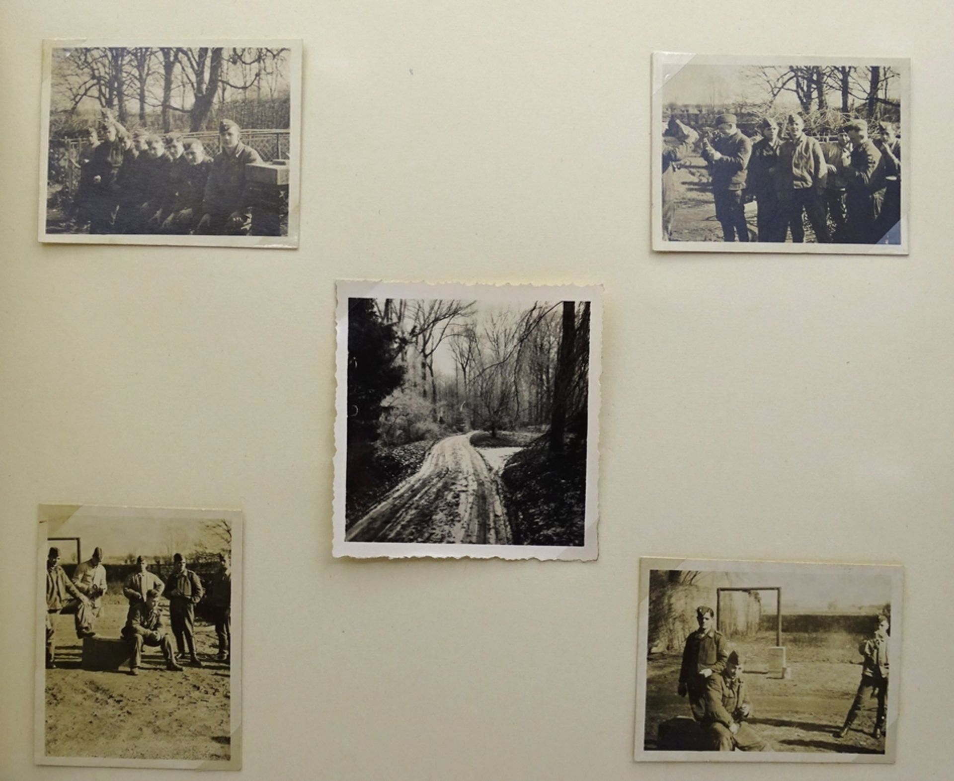 Fotoalbum "Kriegs-Erinnerungen", 72 Fotos und 2 Postkarten - Bild 3 aus 9