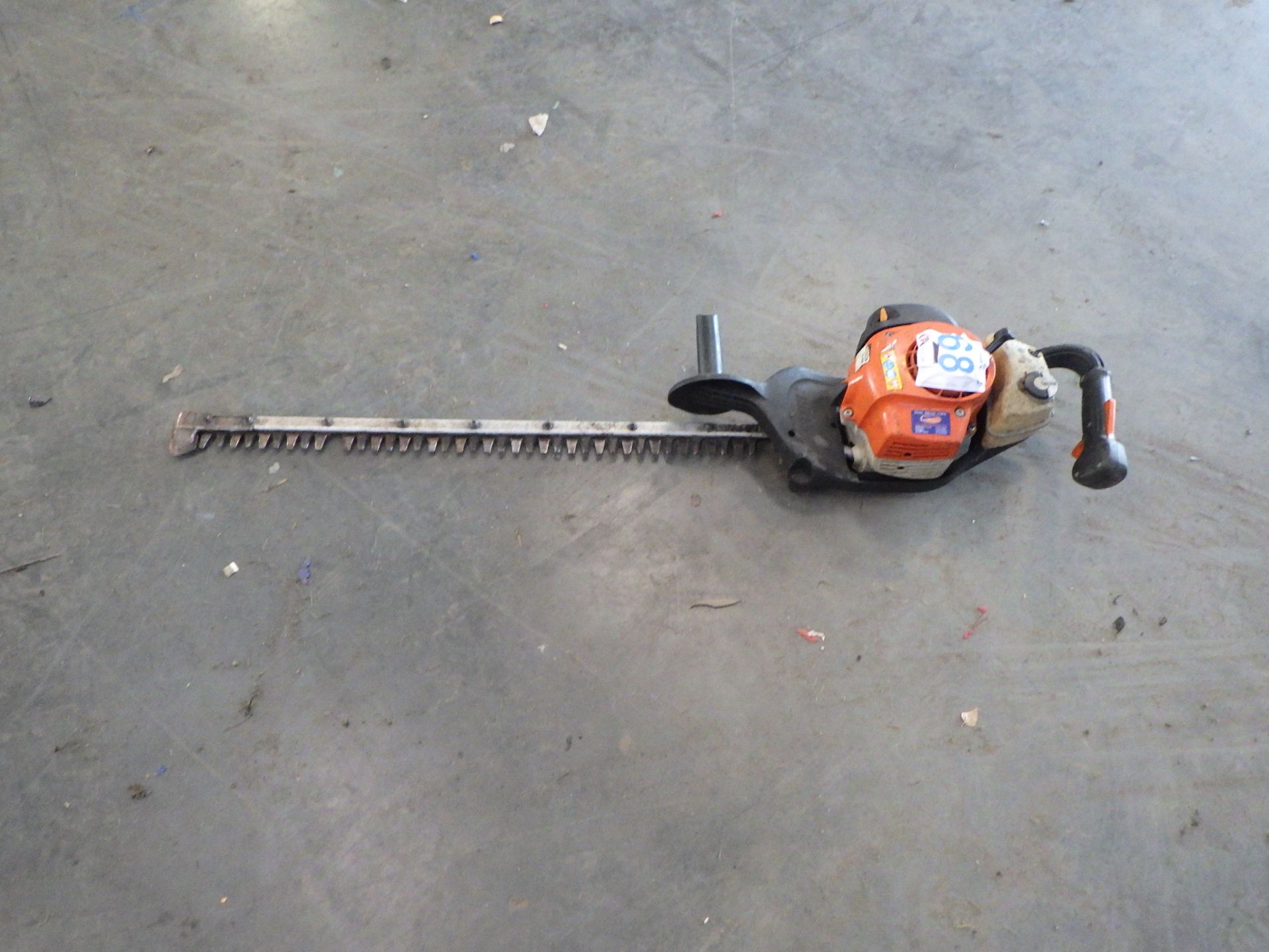 STIHL HS 86R PETROL HEDGE TRIMMER