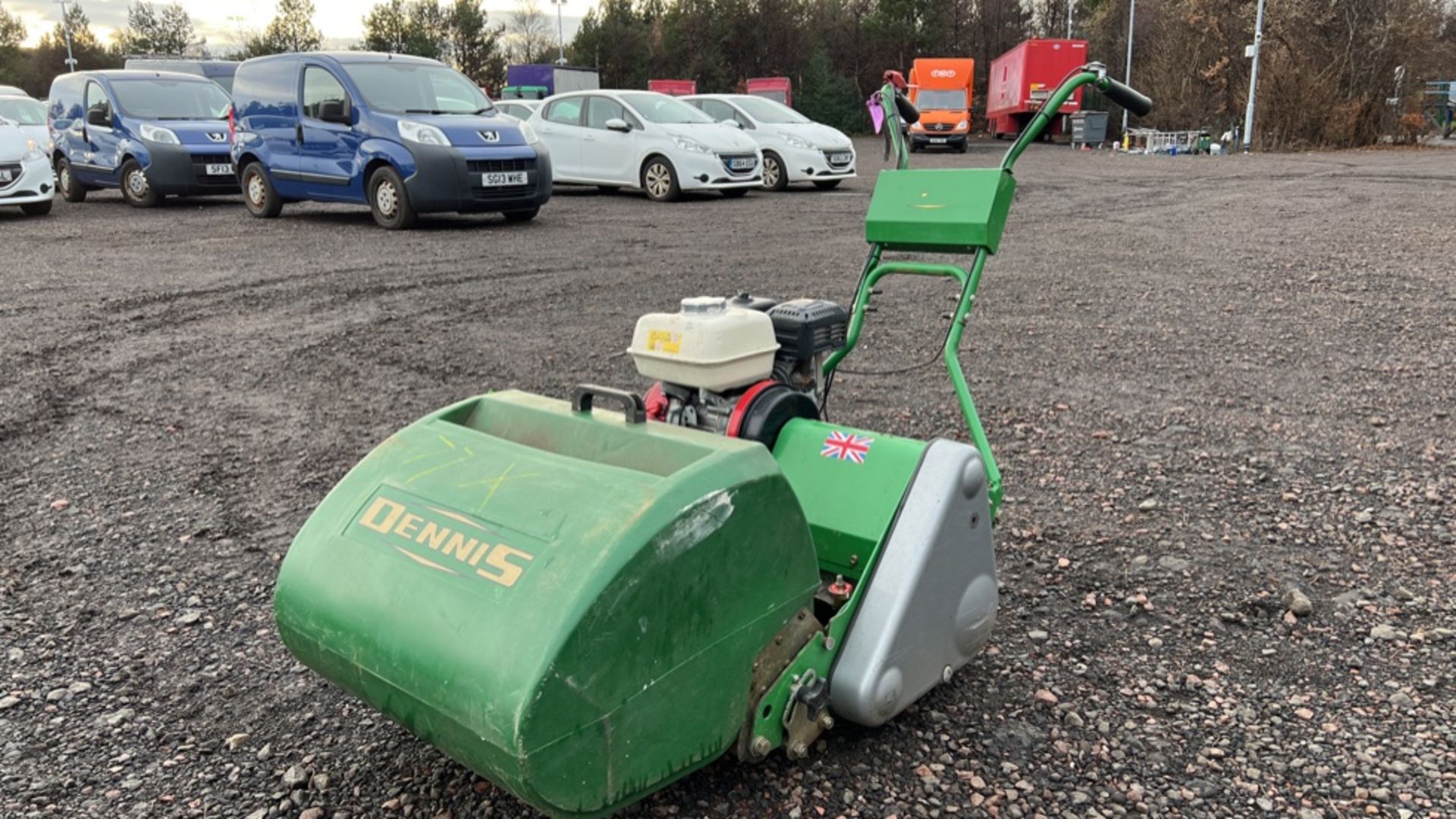 DENNIS SUPER SIX 510 WALK BEHIND MOWER - Image 2 of 8