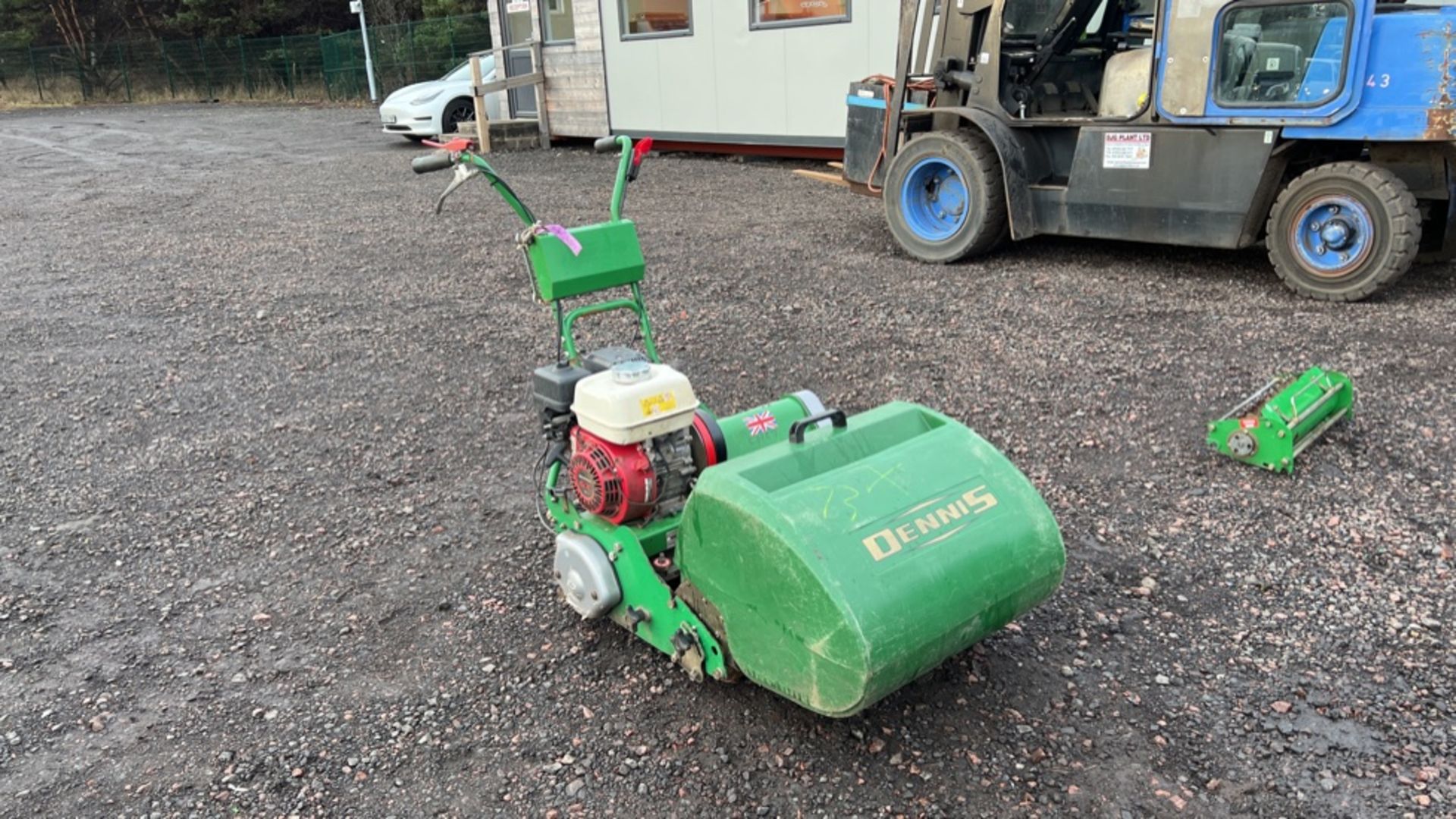 DENNIS SUPER SIX 510 WALK BEHIND MOWER