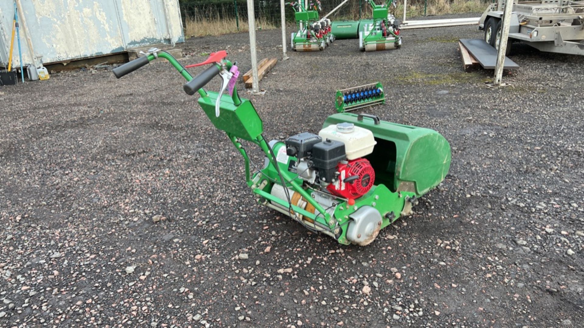 DENNIS SUPER SIX 510 WALK BEHIND MOWER - Image 4 of 8