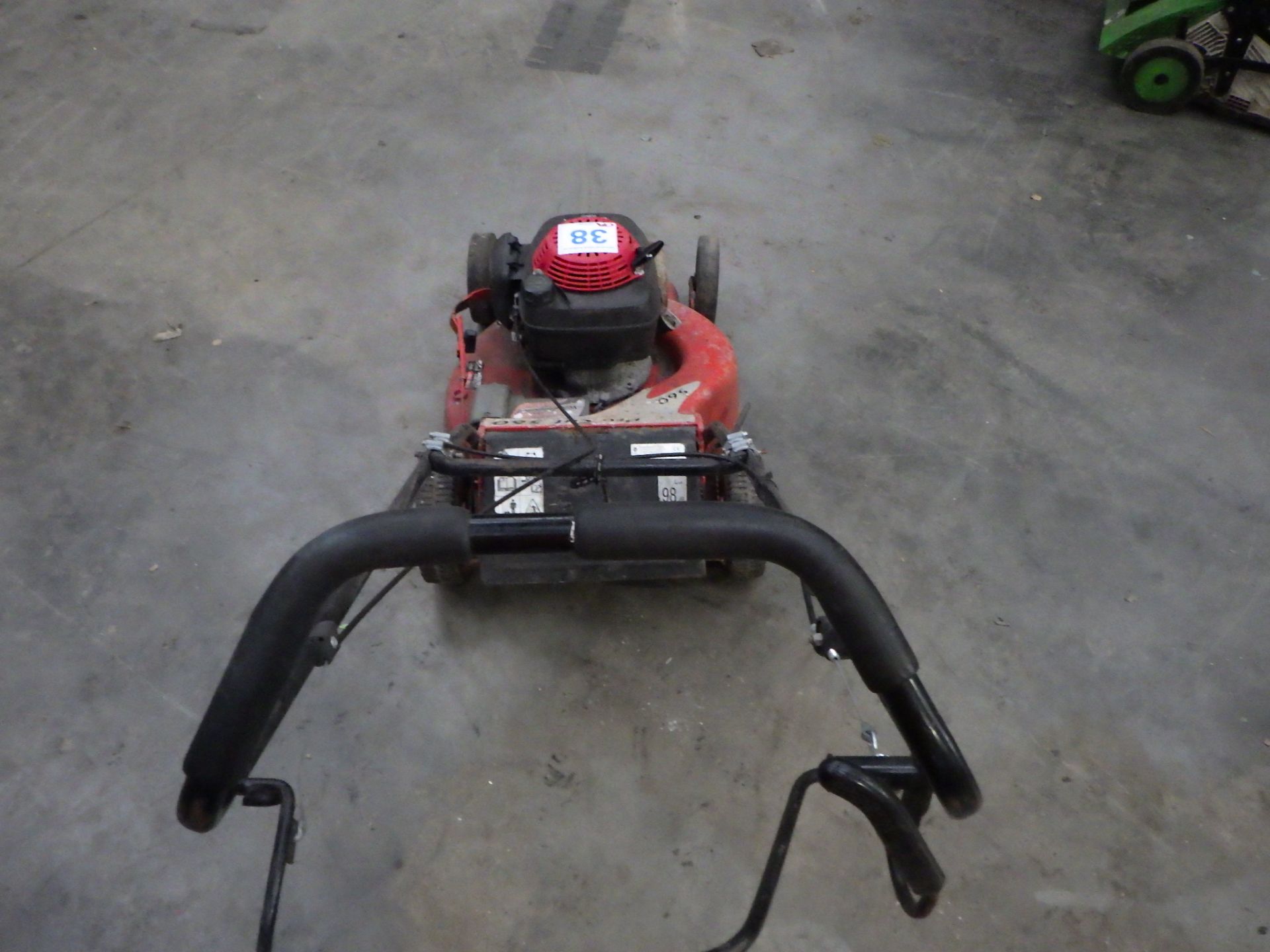 ROVER PRO CUT 560 PETROL LAWN MOWER - Image 3 of 4