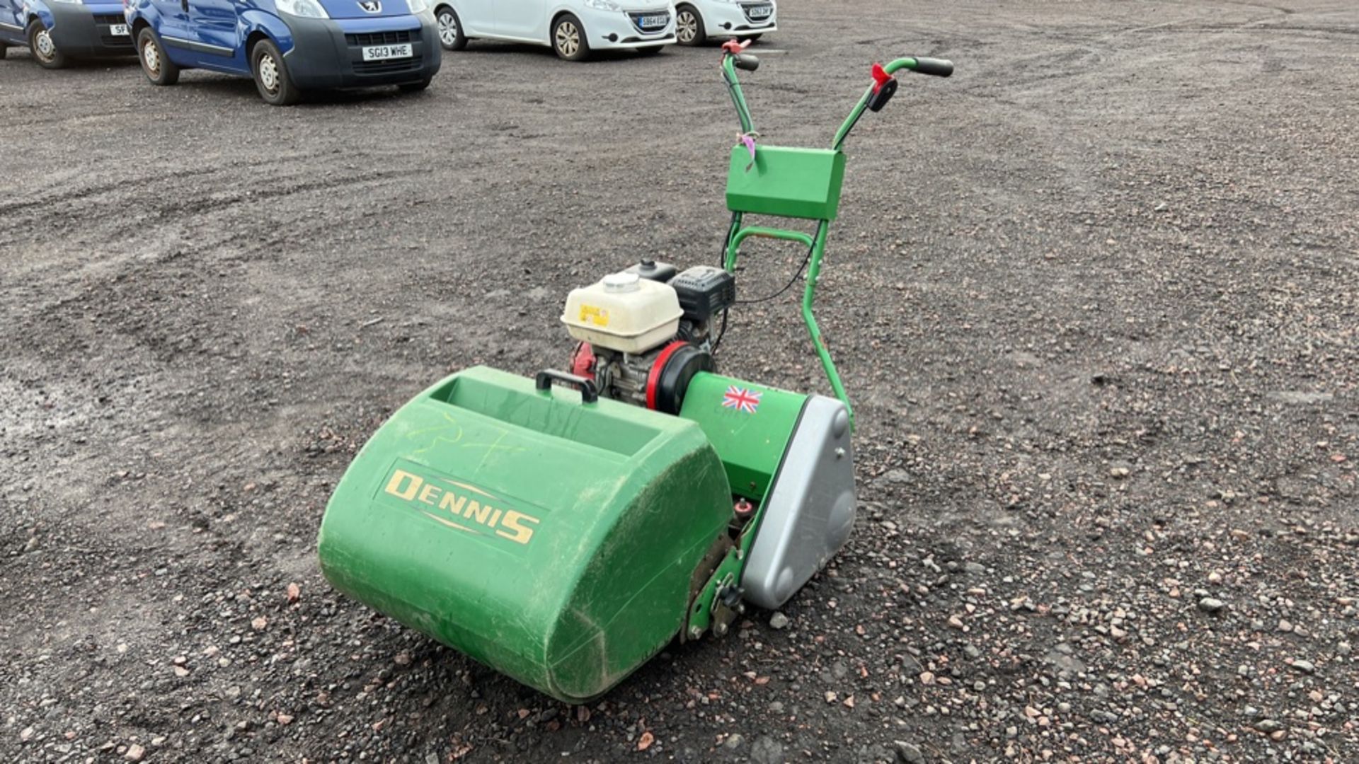 DENNIS SUPER SIX 510 WALK BEHIND MOWER - Image 2 of 8