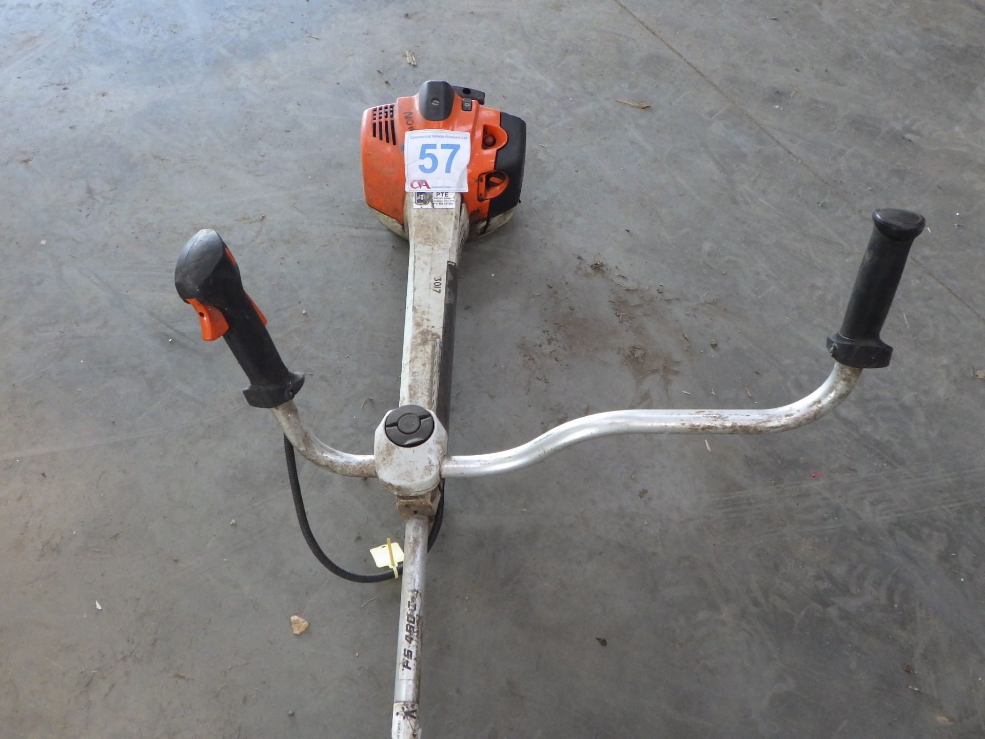 STIHL FS 240C PETROL BRUSH CUTTER - Image 4 of 4