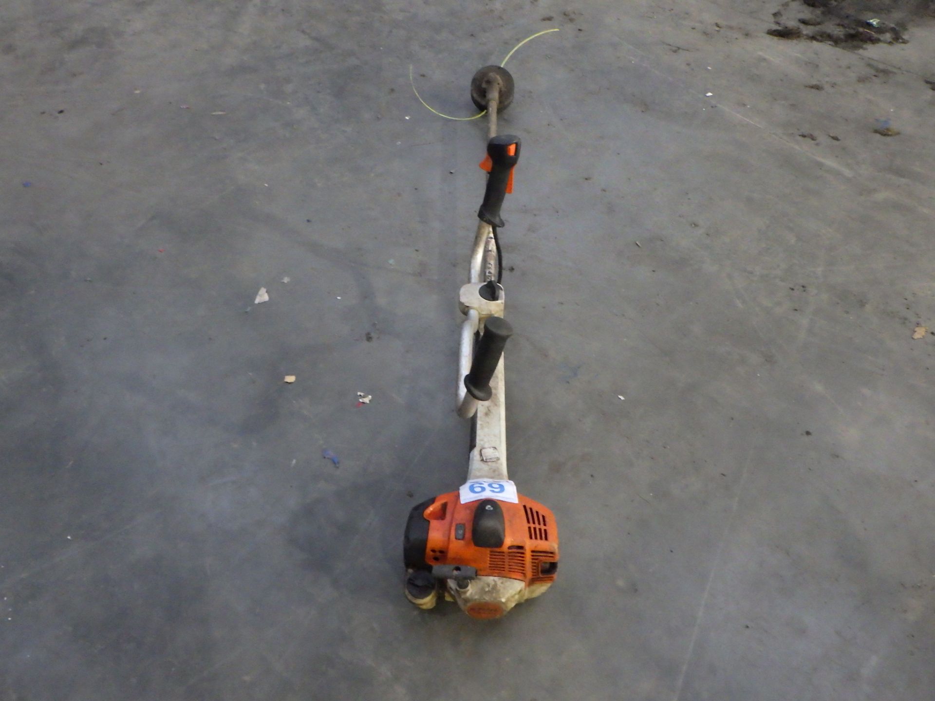 STIHL FS 410C PETROL BRUSH CUTTER - Image 4 of 4