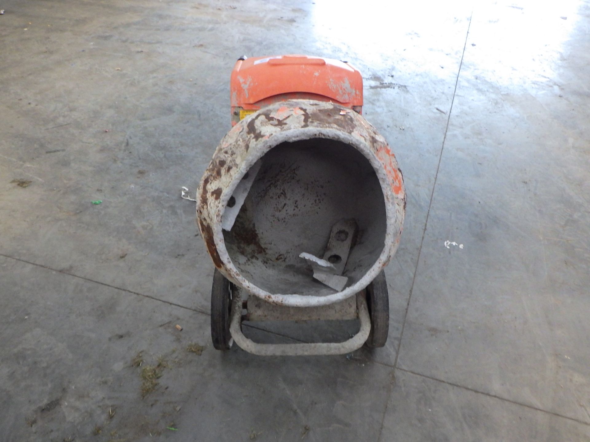 BELLE 150 MINI PETROL CEMENT MIXER - Image 4 of 4