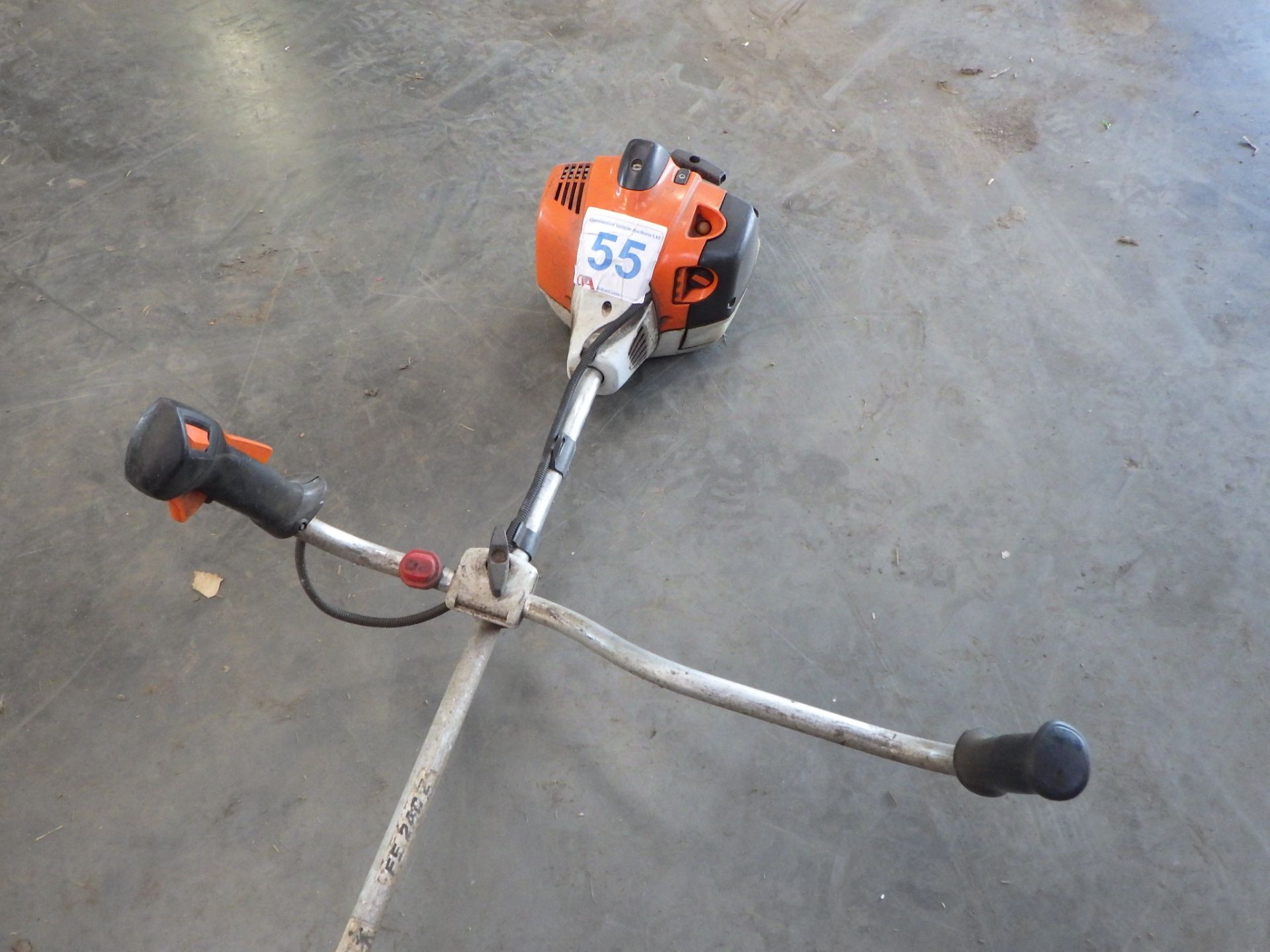 STIHL FS 240C PETROL BRUSH CUTTER - Image 4 of 4