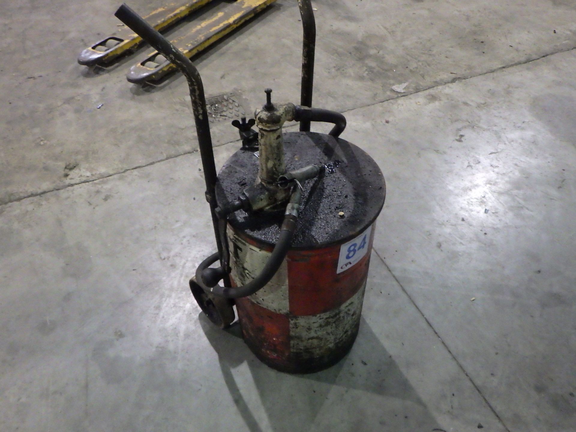 OIL DISPENSER TROLLEY - Image 2 of 4