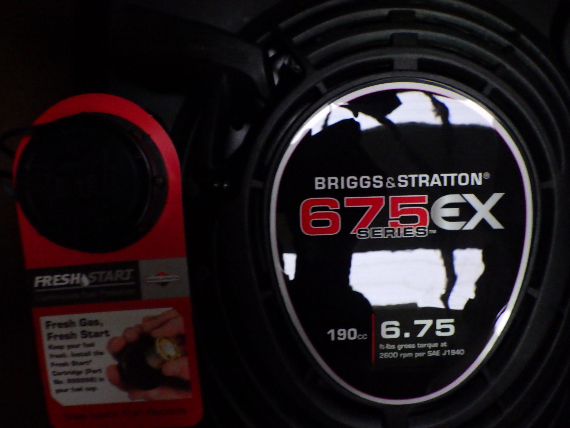 Briggs and stratton engine - Image 3 of 5