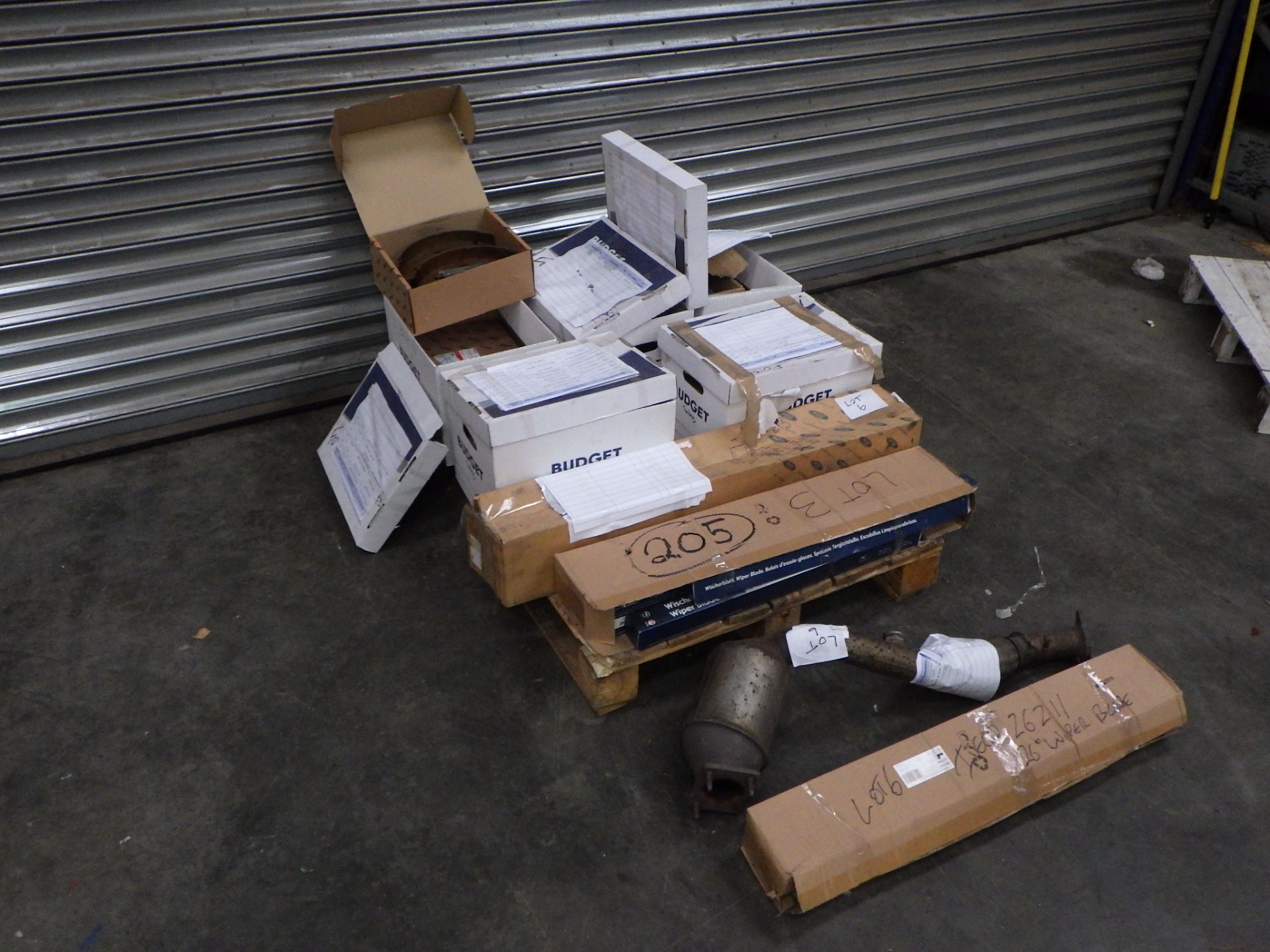 Assorted ford van spares