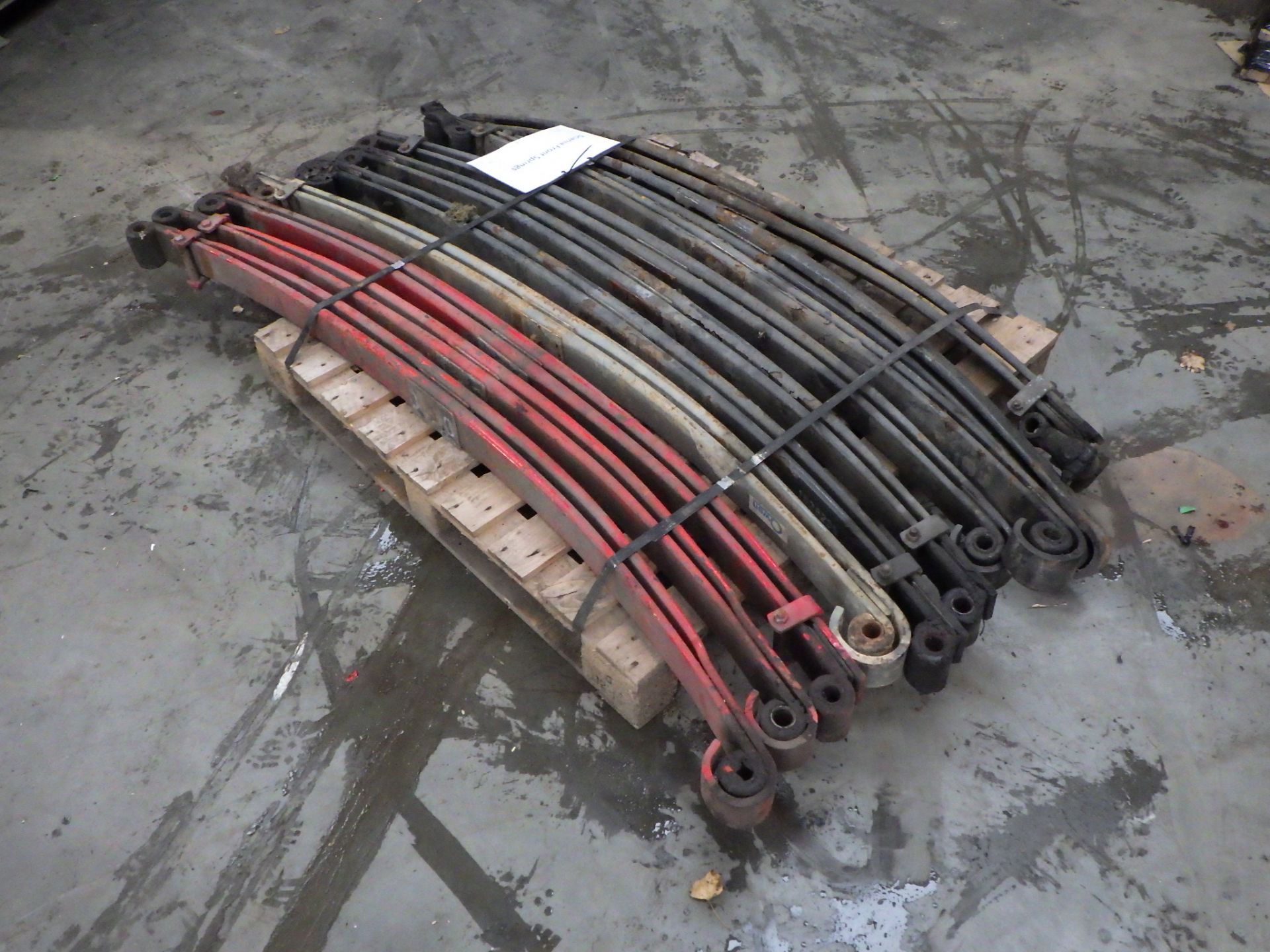 Scania front leaf springs - Image 3 of 3