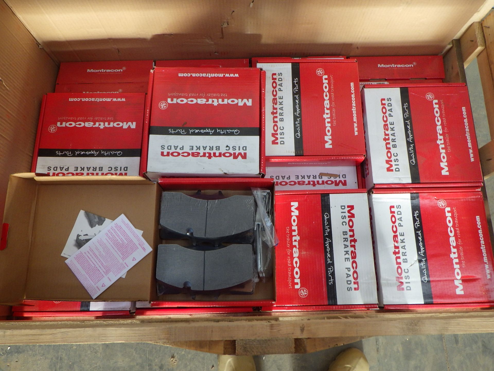 MONTRACON BRAKE PADS - Image 2 of 4