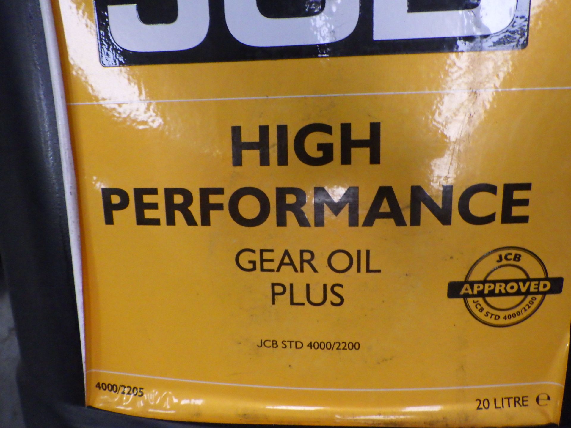 JCB Gear oil 20 Litres - Image 2 of 2