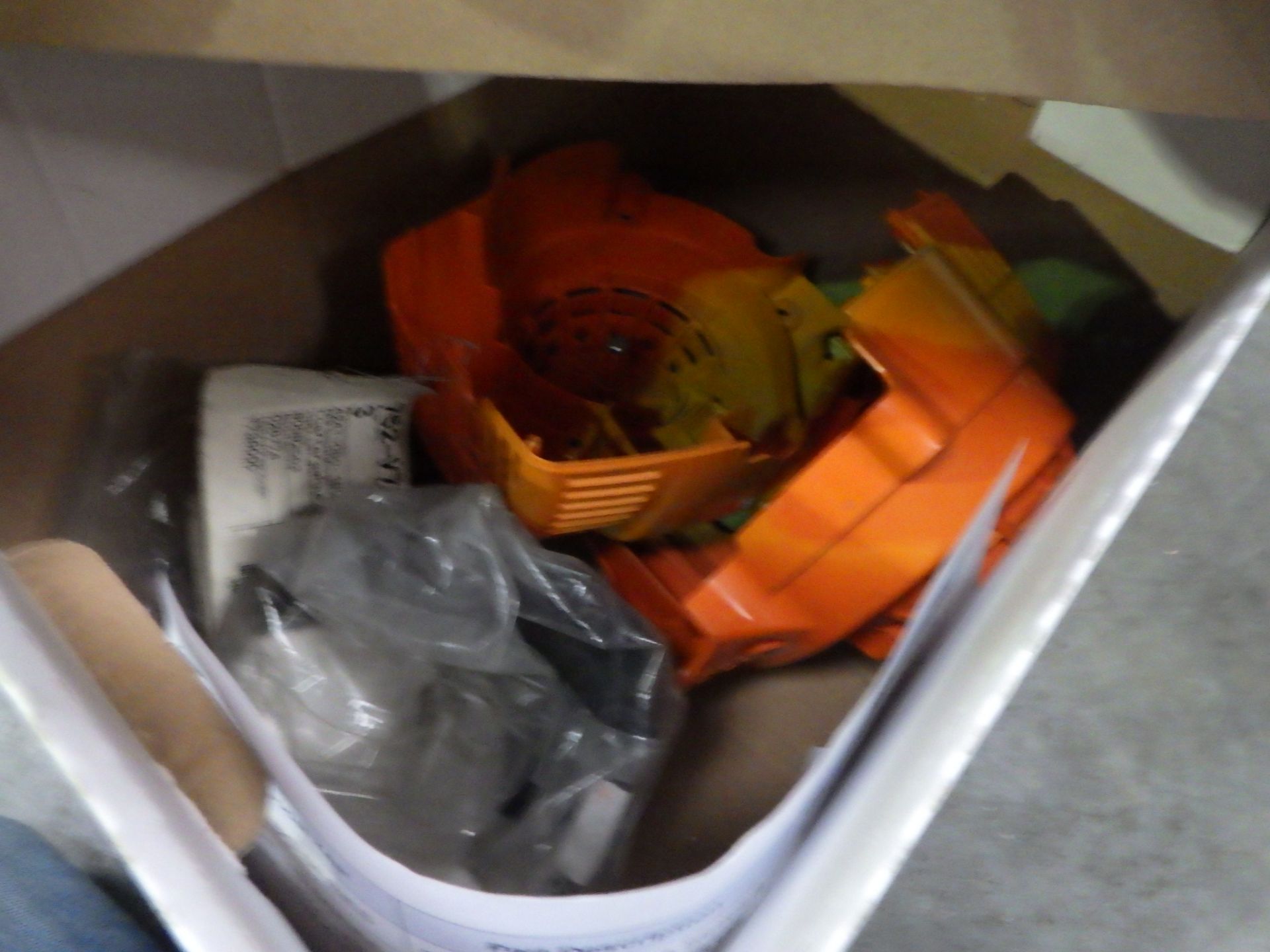 Assorted stihl spares - Image 4 of 7