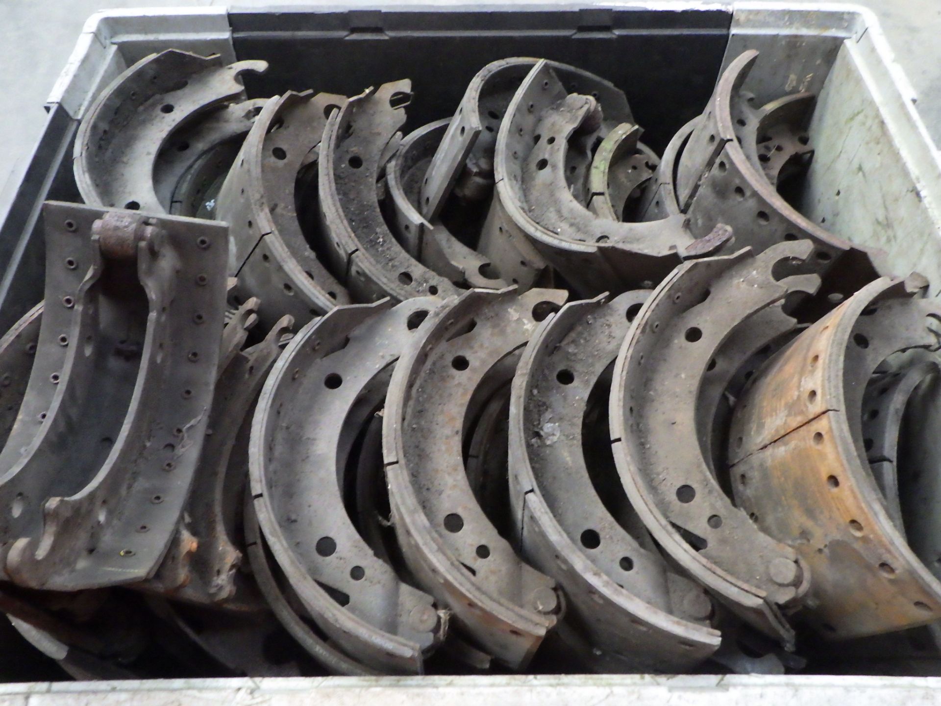 ASSORTED USED BRAKE SHOES - Image 4 of 4