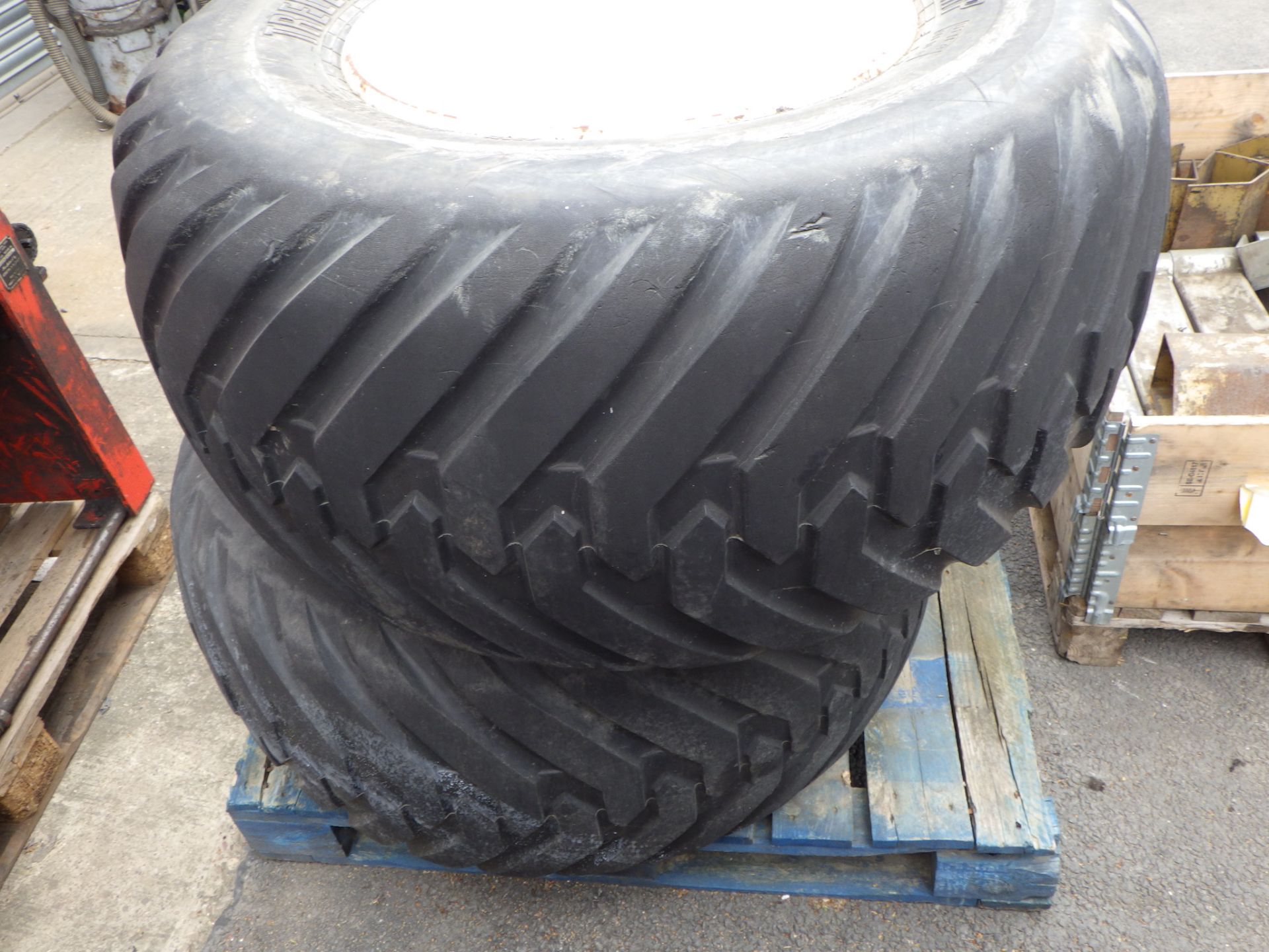 TRELLBORG TRACTOR TYRE