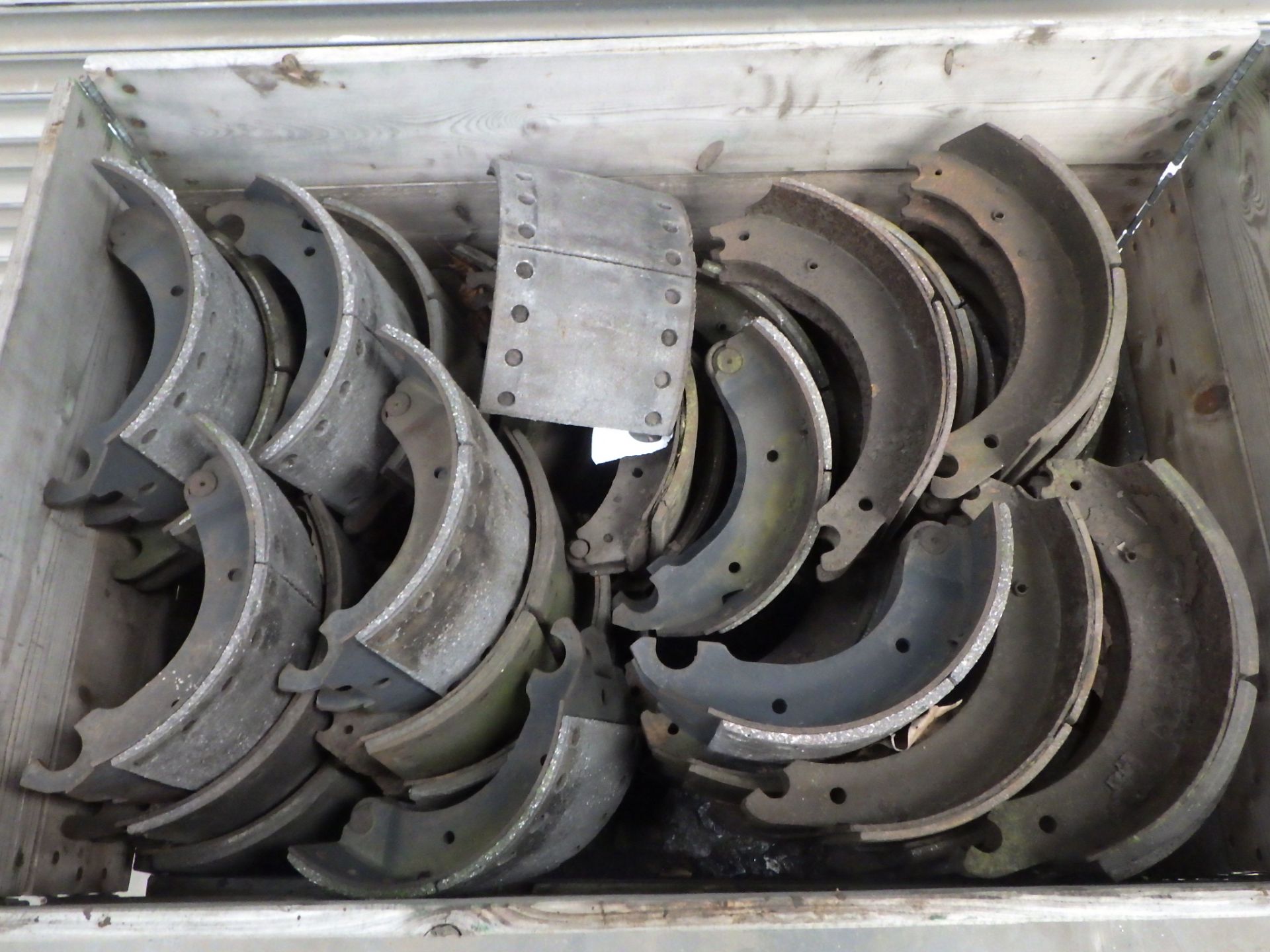 ASSORTED USED BRAKE SHOES - Image 4 of 4
