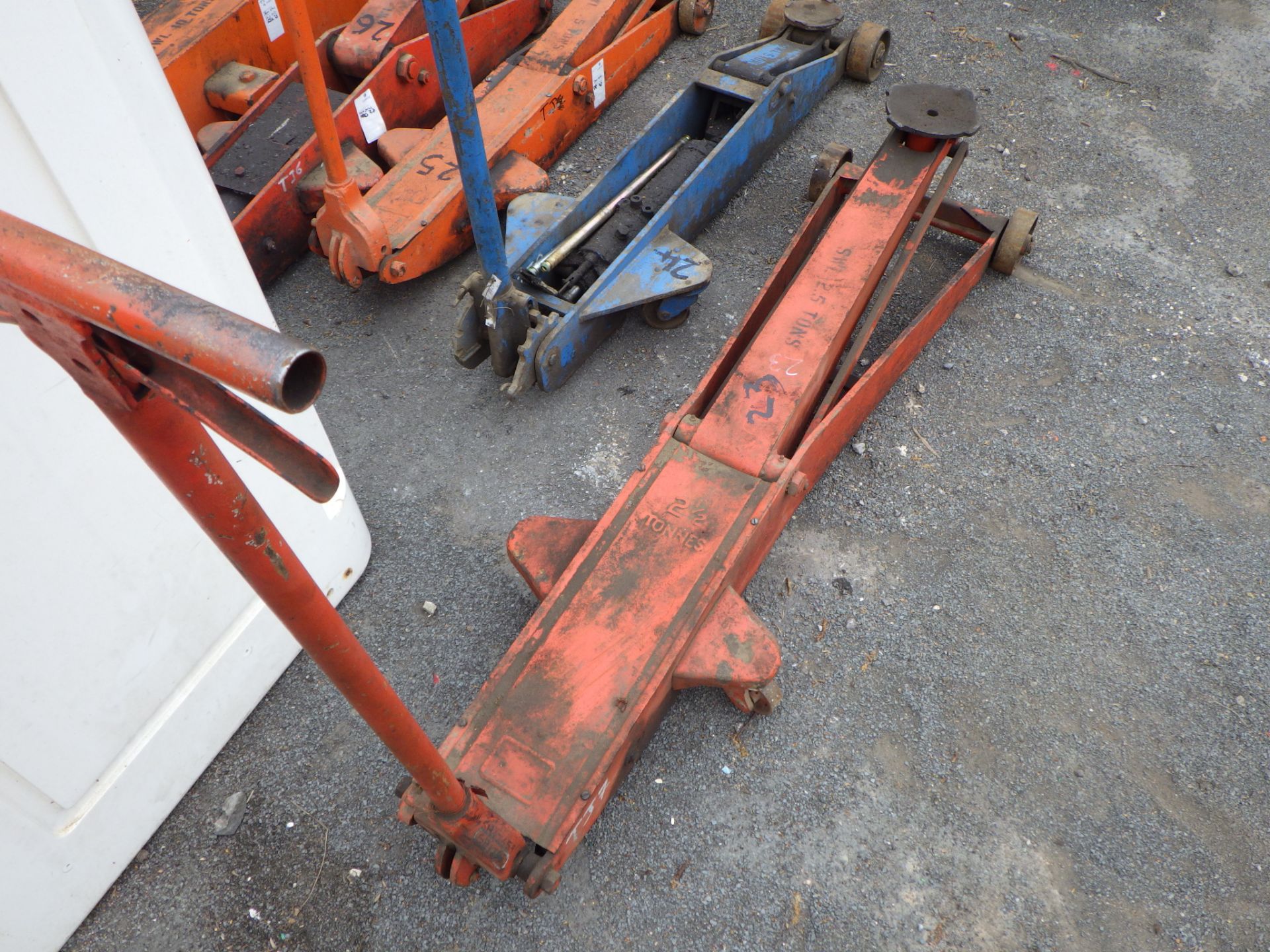 2.5 TONNE TROLLEY JACK