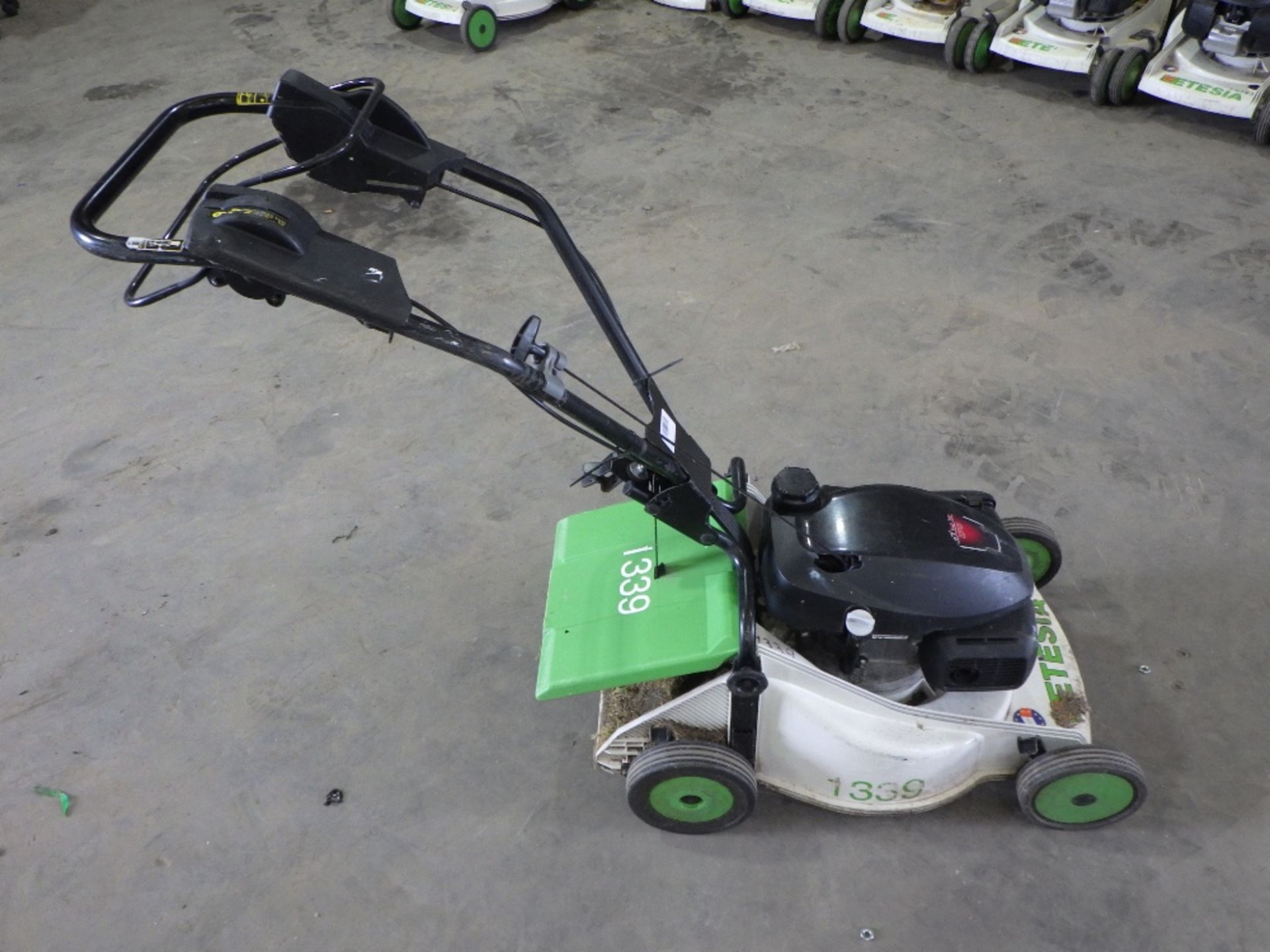 ETESIA PHTS3 LAWN MOWER - Image 4 of 4