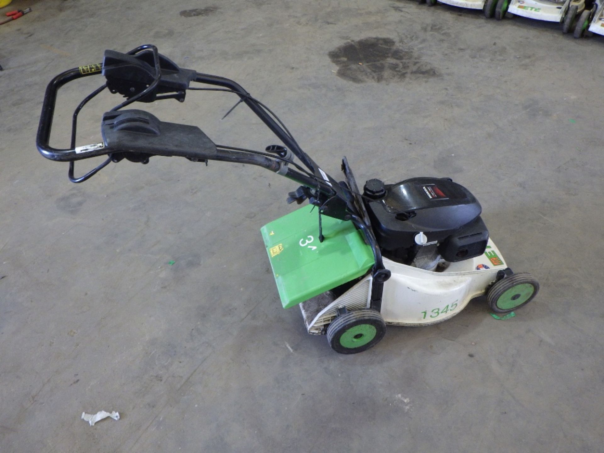 ETESIA PHTS3 LAWN MOWER - Image 4 of 4