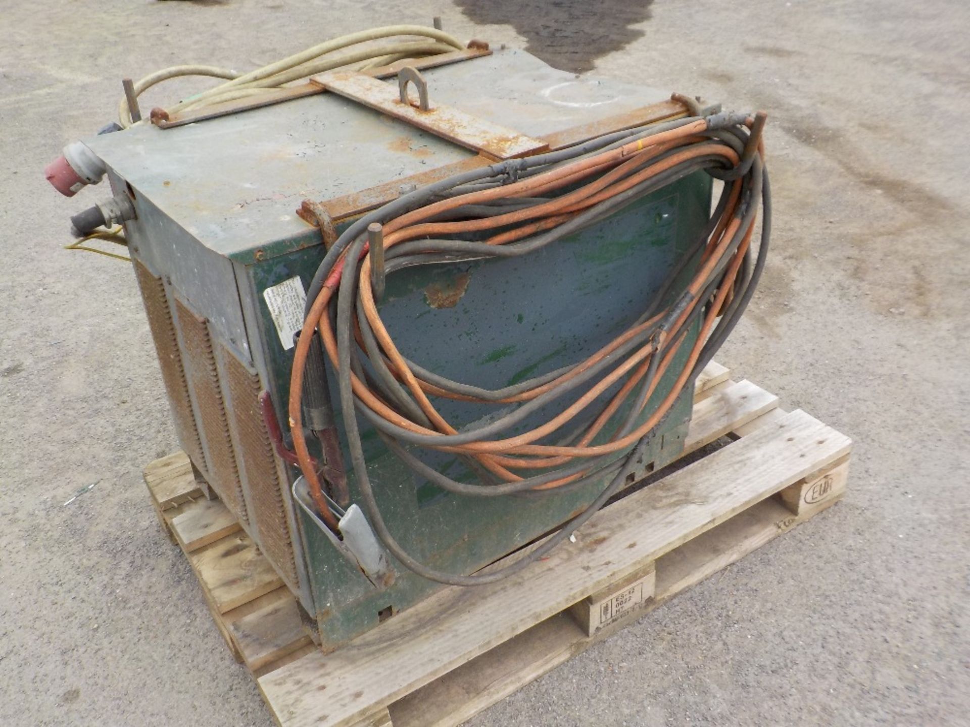 LINCOLN ELECTRIC 'IDEALARC DC400' WELDER - Image 4 of 4