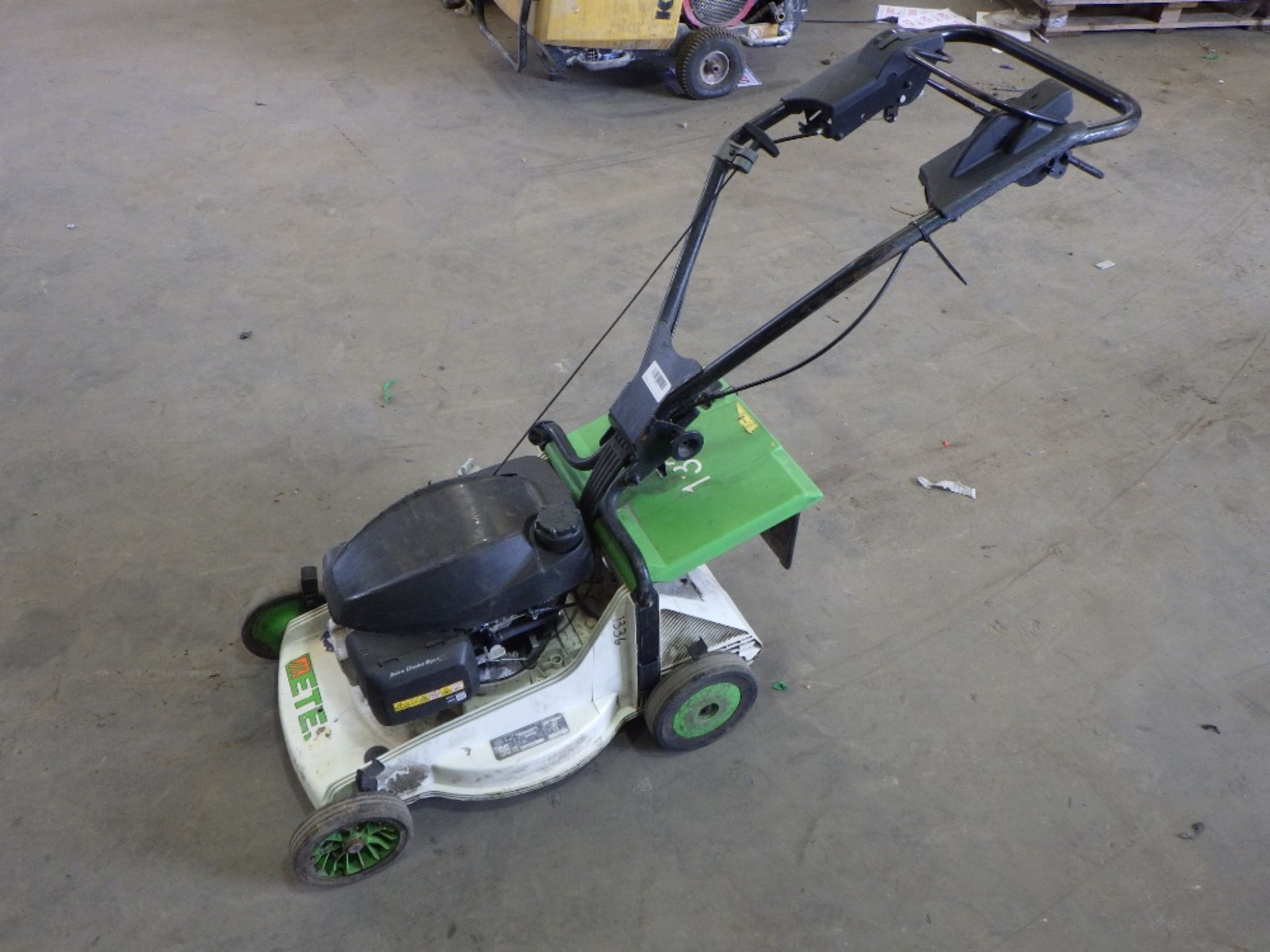 ETESIA PHTS3 LAWN MOWER - Image 2 of 4