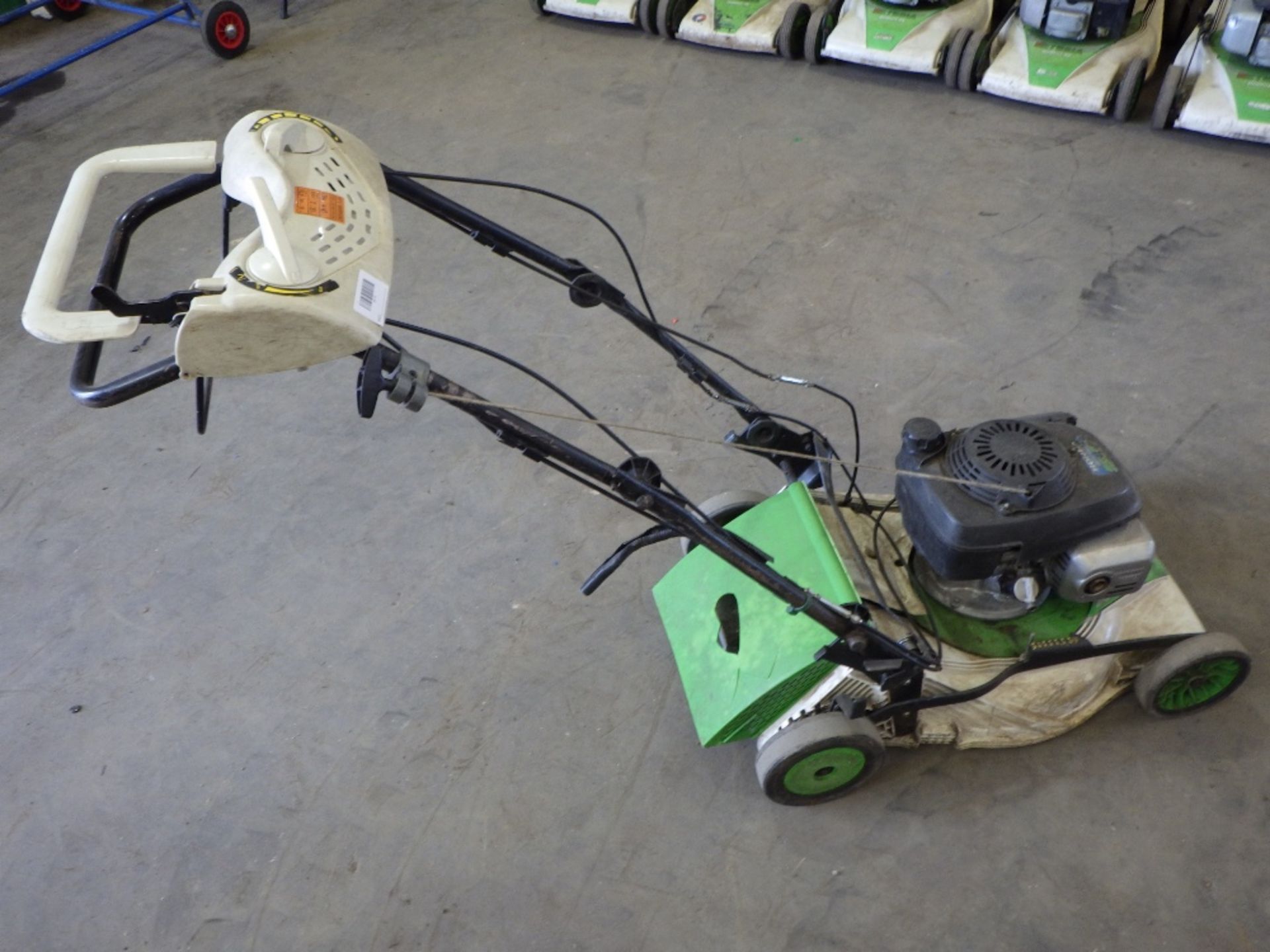 ETESIA DUOCUT 46 LAWN MOWER - Image 4 of 4