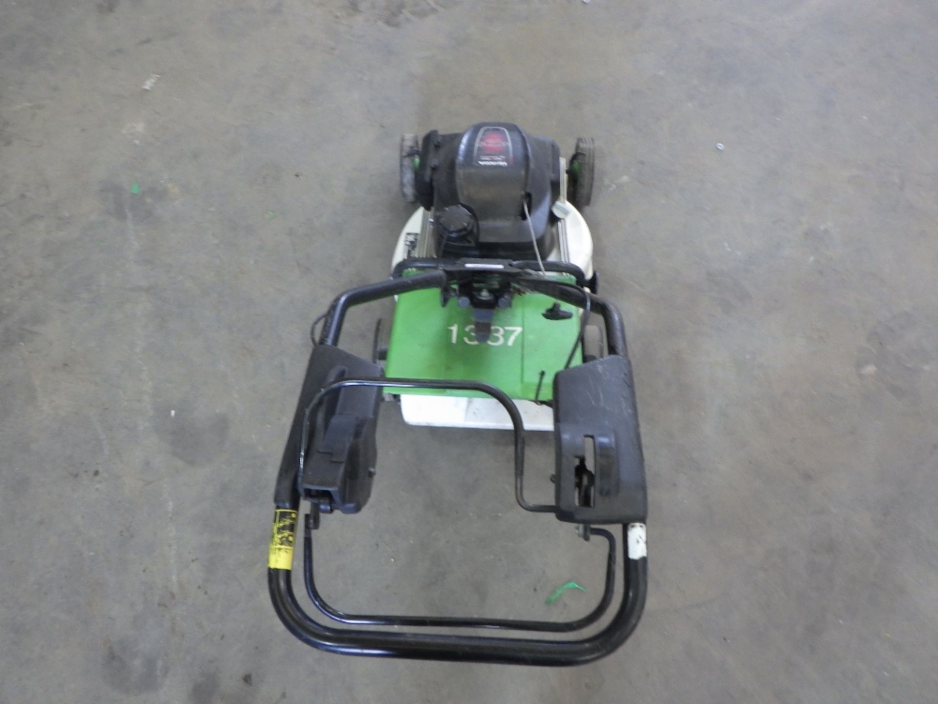 ETESIA PHTS3 LAWN MOWER - Image 3 of 4