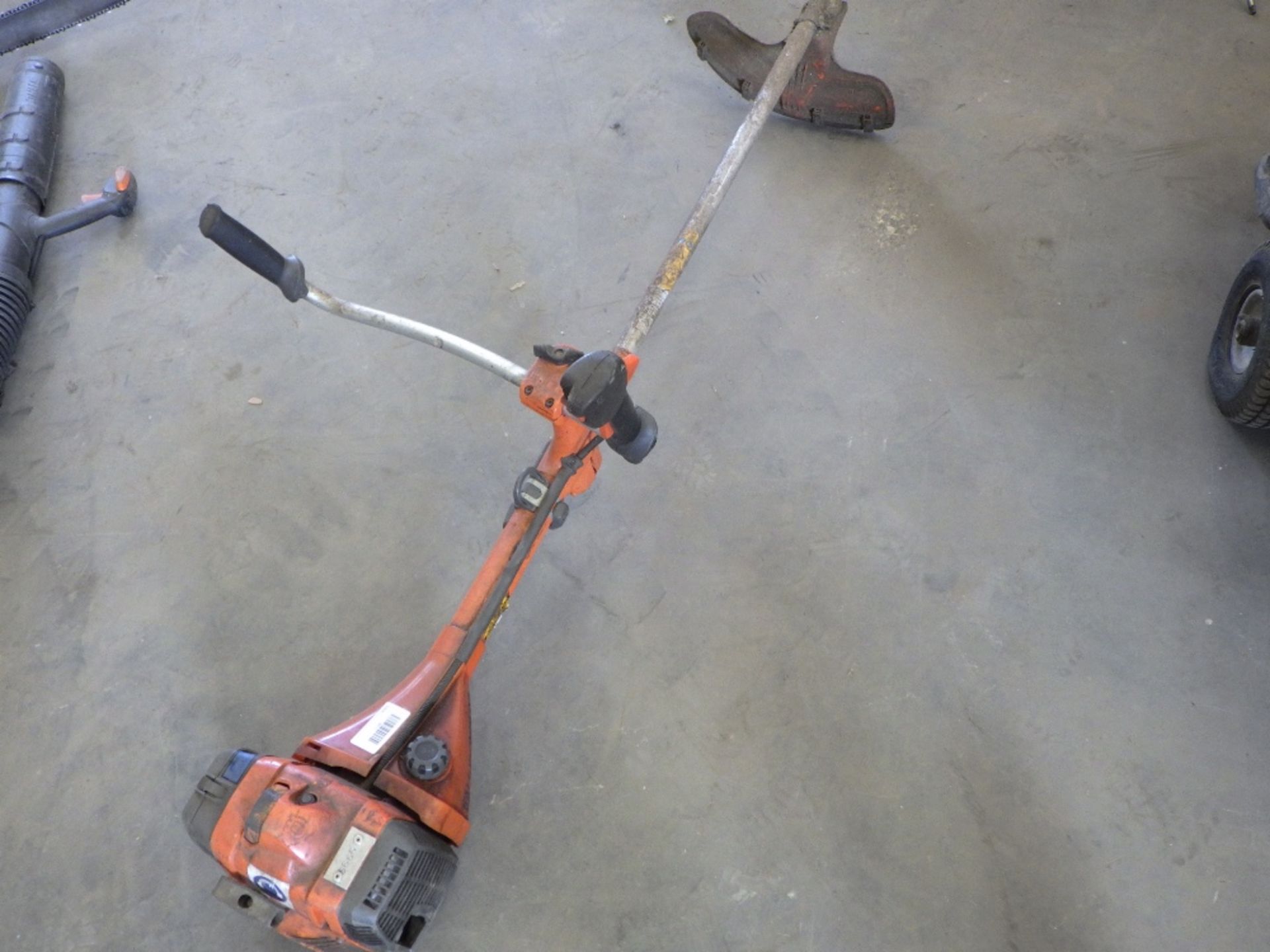 HUSQVARNA BRUSH CUTTER - Image 3 of 3