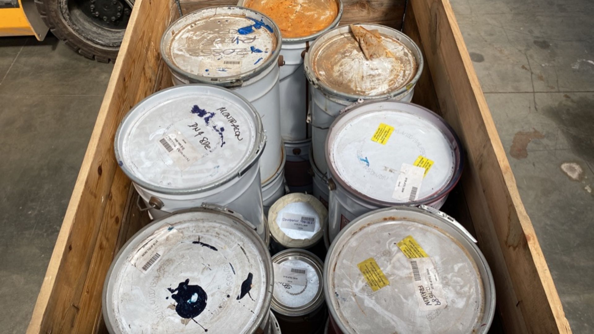 ASSORTED USED SIKENS PAINTS - Image 3 of 3