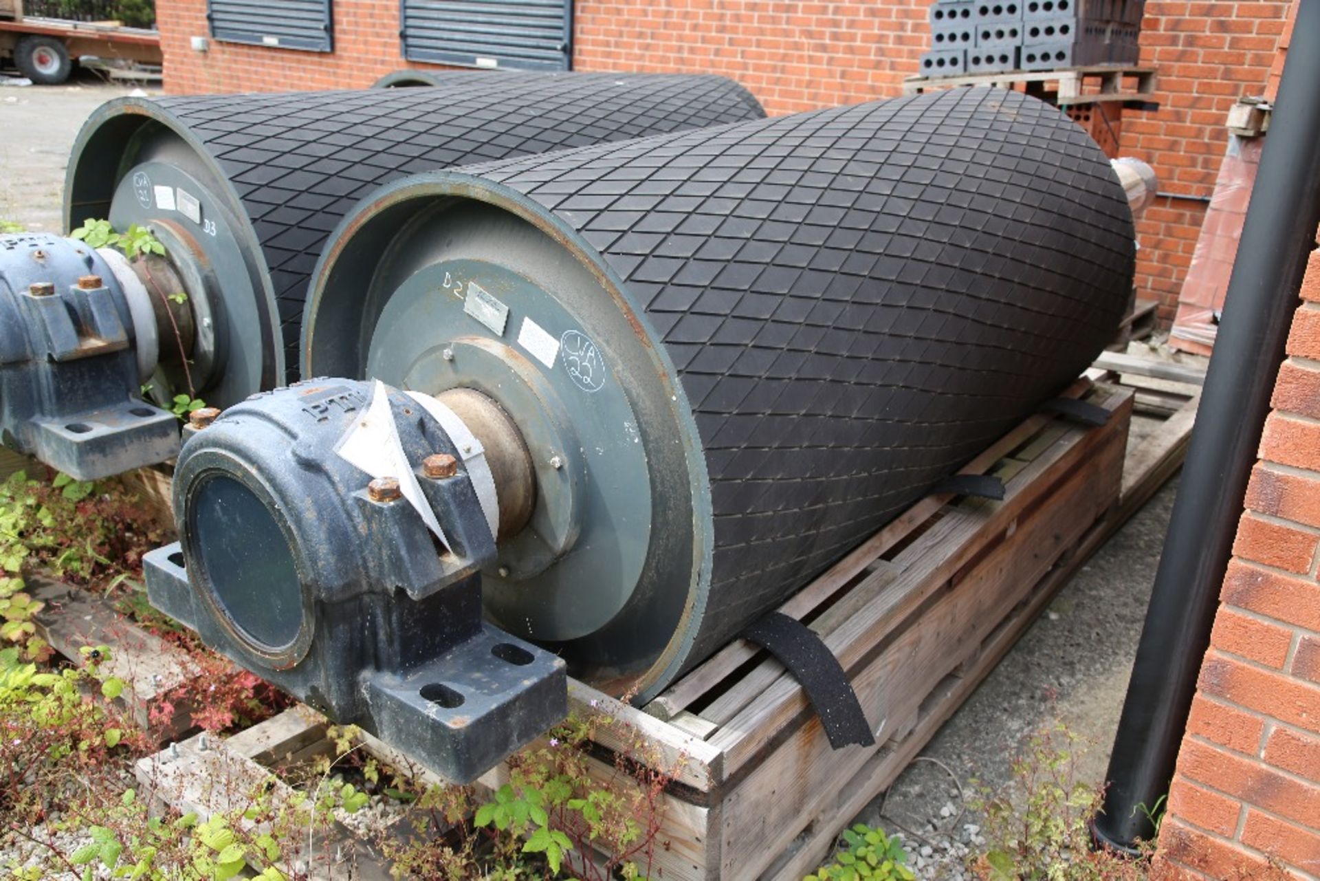 940mm Diameter x 1950mm Width Van Gorp Conveyor Belt Drive Pulley / Drum (900mm + 20mm Herringbone - Image 2 of 7