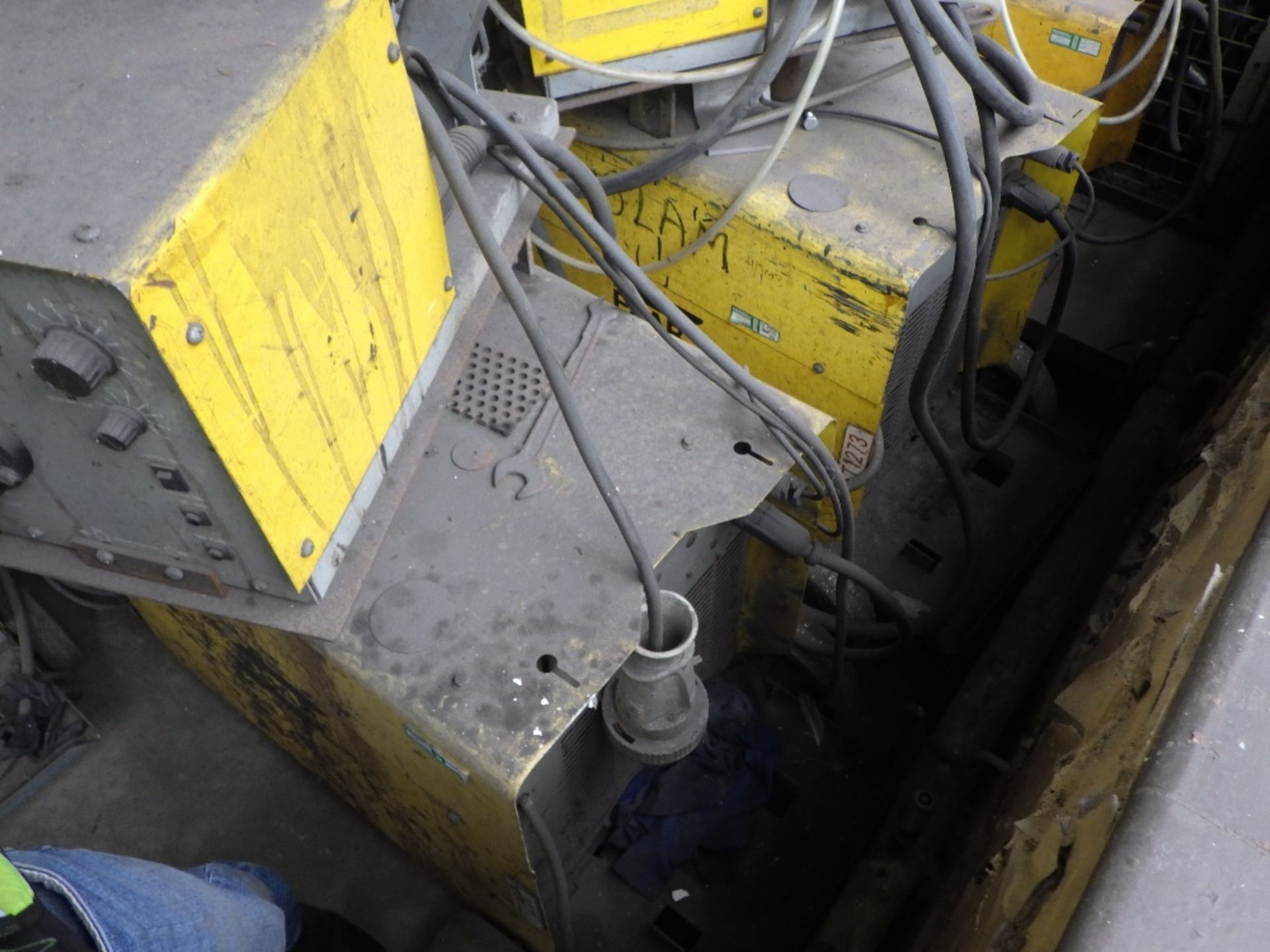 Esab LAX 380I Welder (1 of), For Spares or Repairs Only - Image 2 of 4