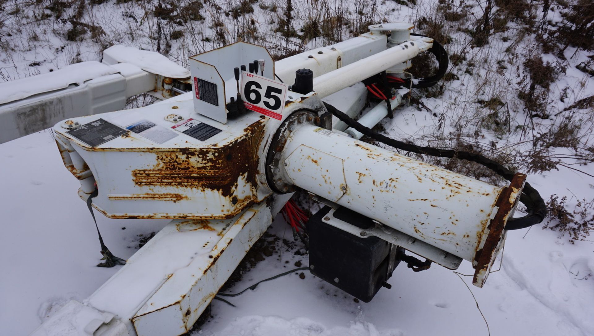 2008 ALTEC AT37G ARTICULATING TELESCOPIC BOOM W/ 42' MAX WORKING HEIGHT, 350LBS CAP