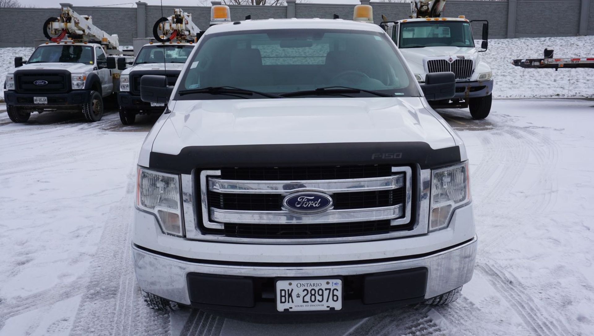 2014 FORD F150XL REG CAB 4X2 PICKUP W/ 5.0L V8 GAS ENGINE C/W (2) WEATHER GUARD HI-SIDE TOOL BOXES, - Image 3 of 11