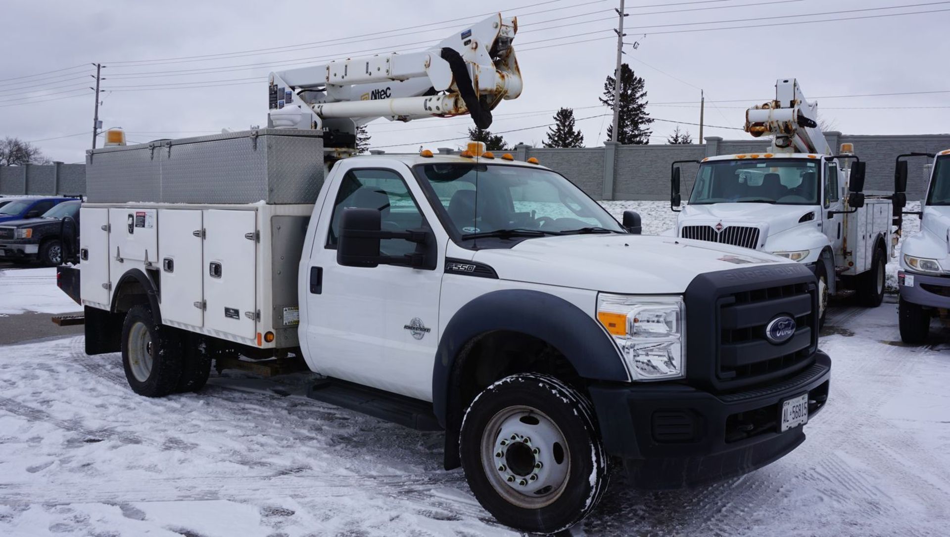 2015 ALTEC AT37G ARTICULATING TELESCOPIC BOOM & BUCKET MOUNTED ON 2015 FORD F550XL SUPER DUTY TRUCK - Image 4 of 18