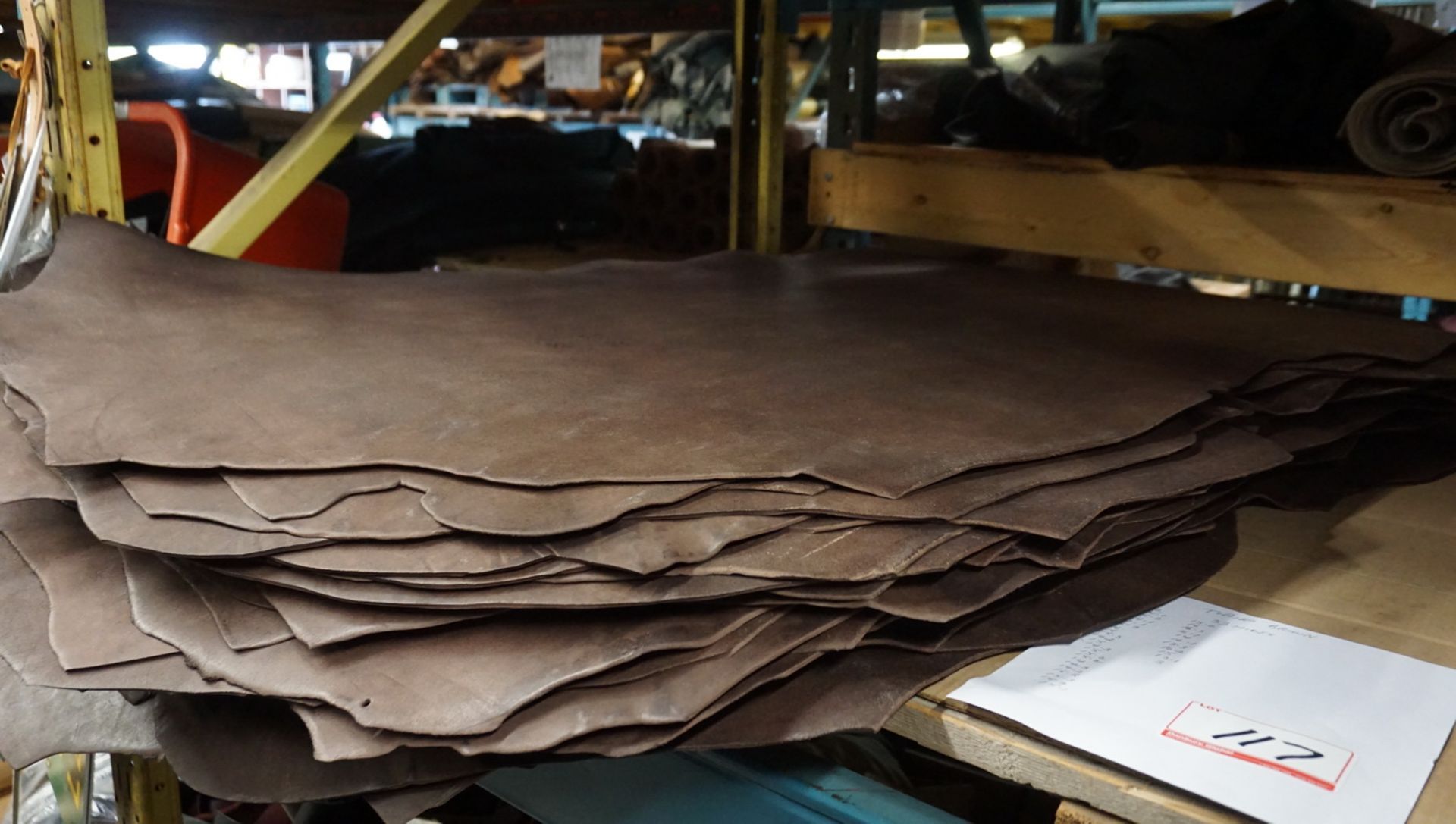 LOT - 477 SQFT - TORINO BROWN DOUBLE SHOULDER LEATHER
