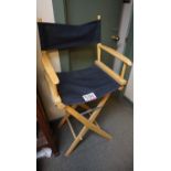 LOT - MAPLE & BLK FABRIC DIRECTIONS CHAIR