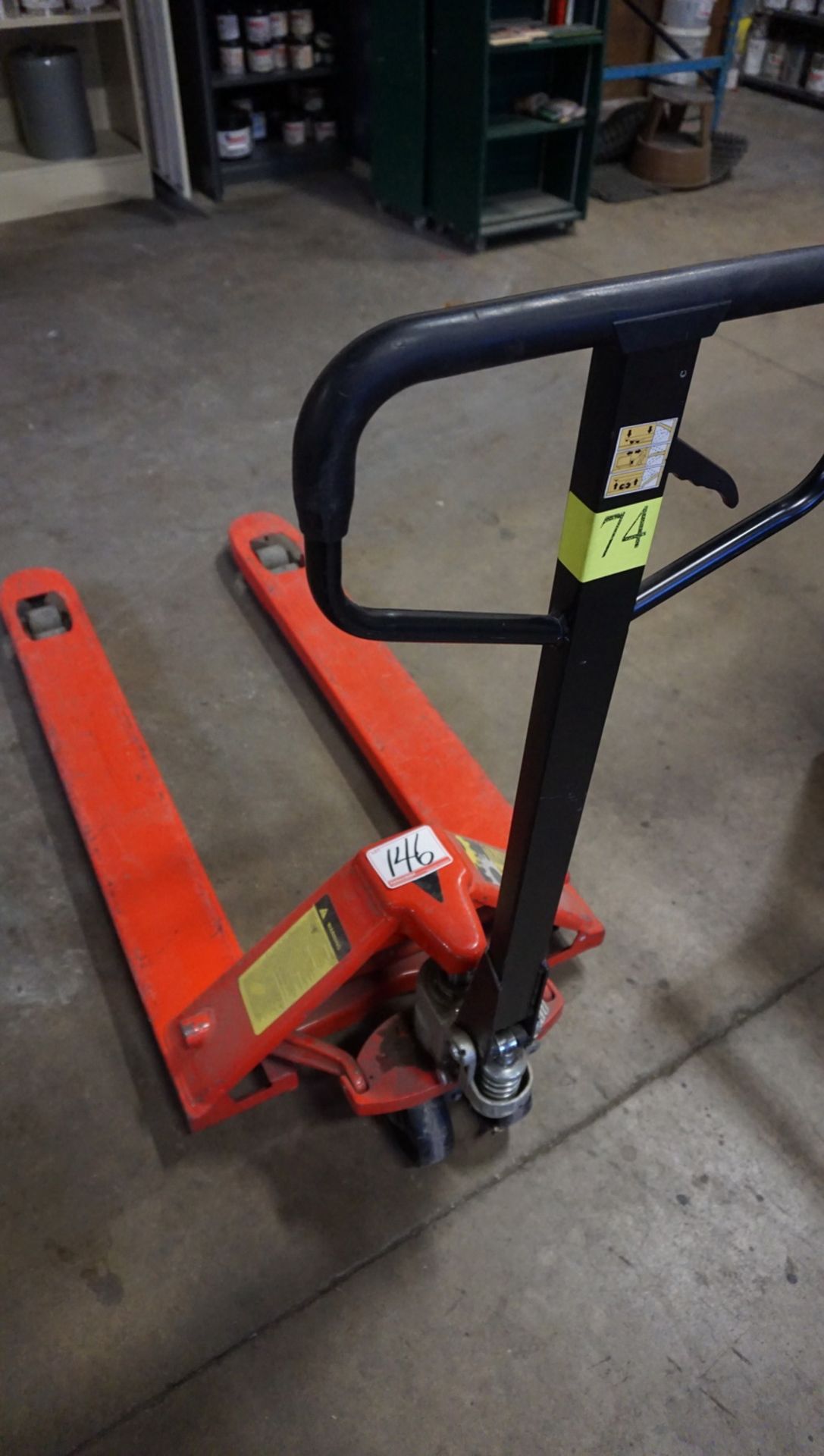 RED HYDRAULIC PALLET JACK