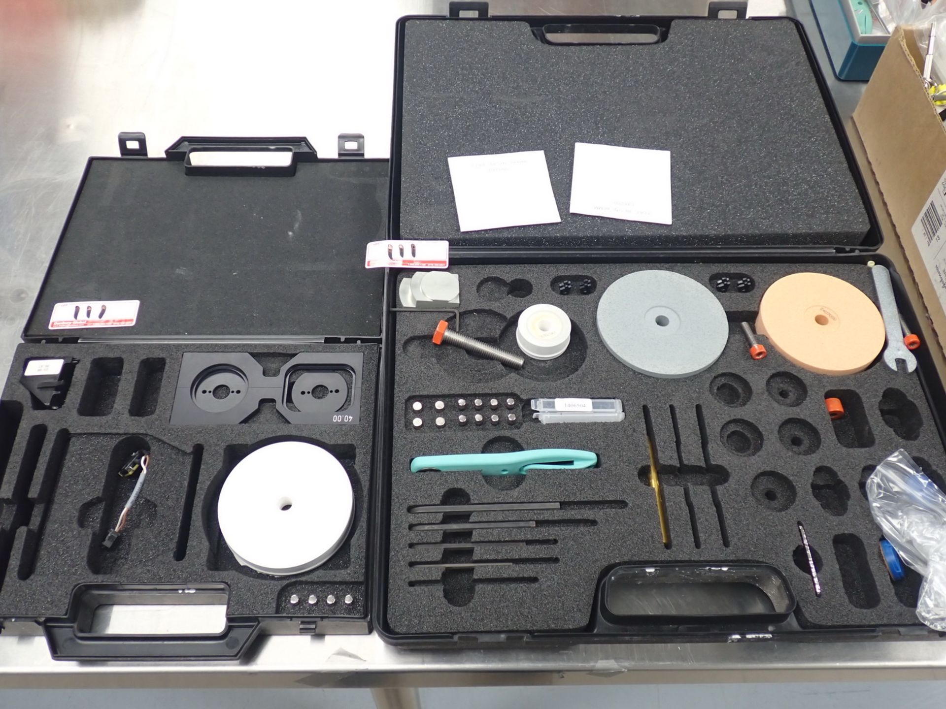 LOT - ASSORTED GRINDING / POLISHING KITS