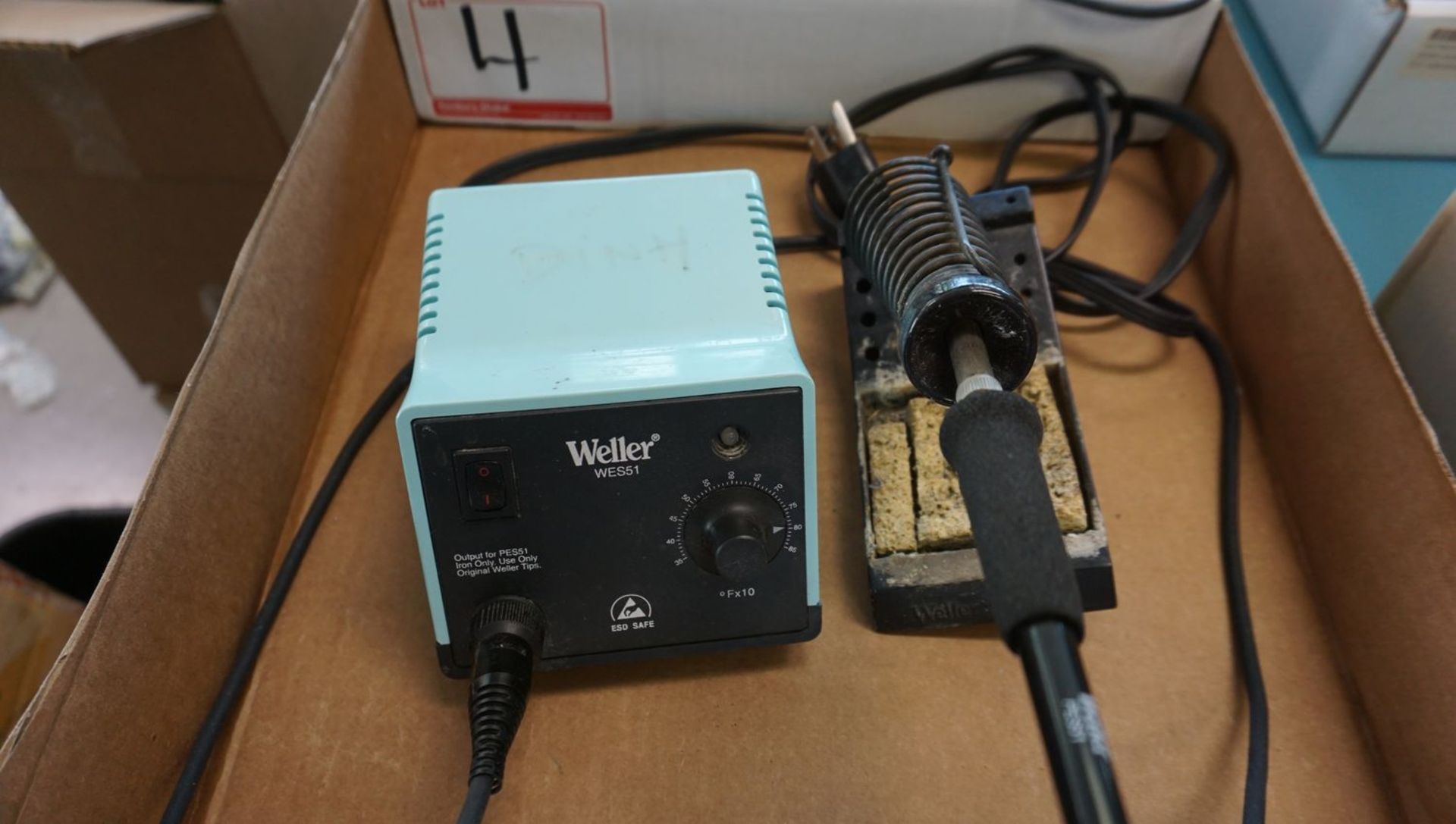 WELLER WES51 SOLDERING STATION