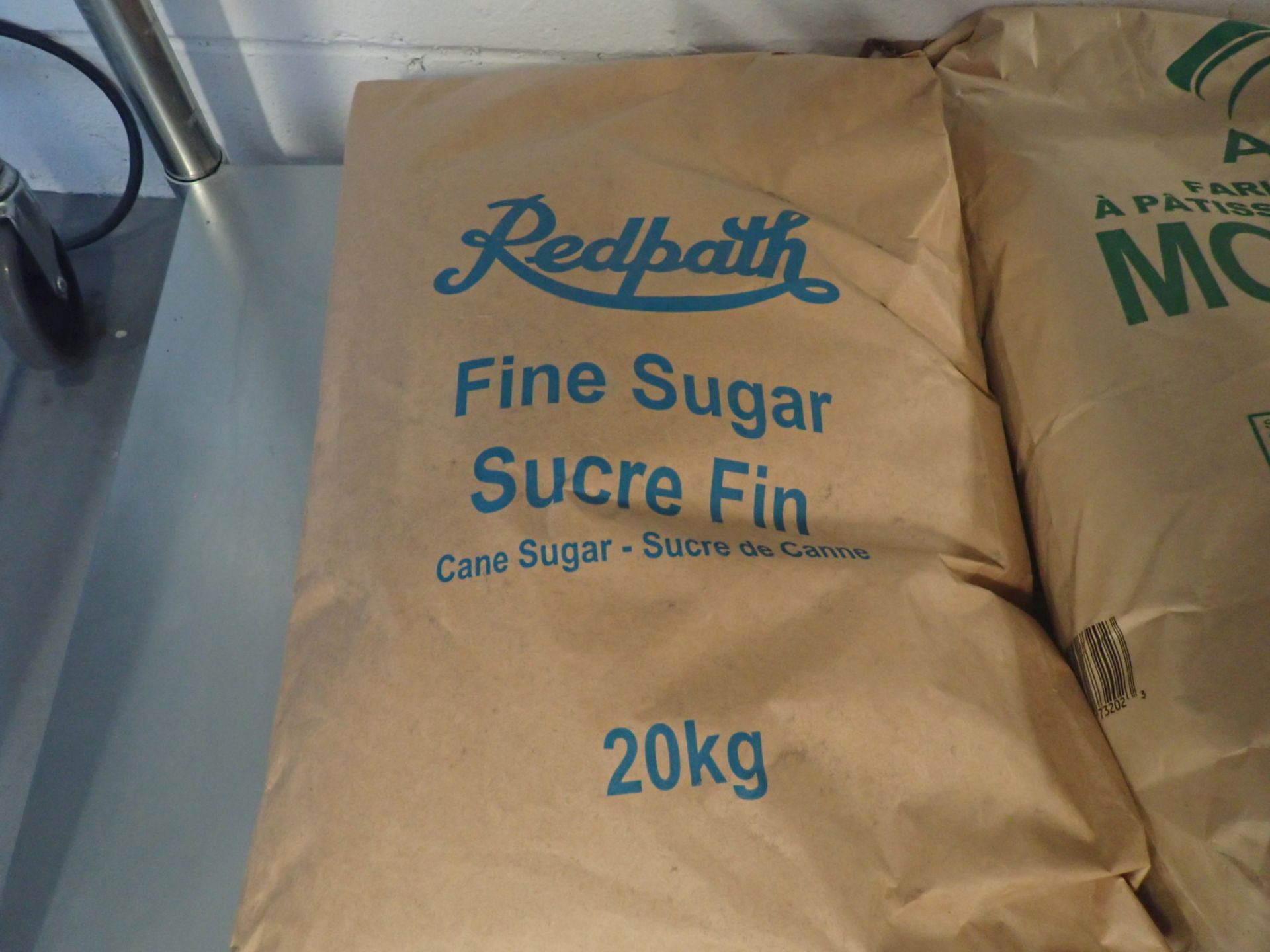 LOT - RED PATH SUGAR & MONARCH PASTRY FLOUR (3 BAGS) - Image 2 of 3