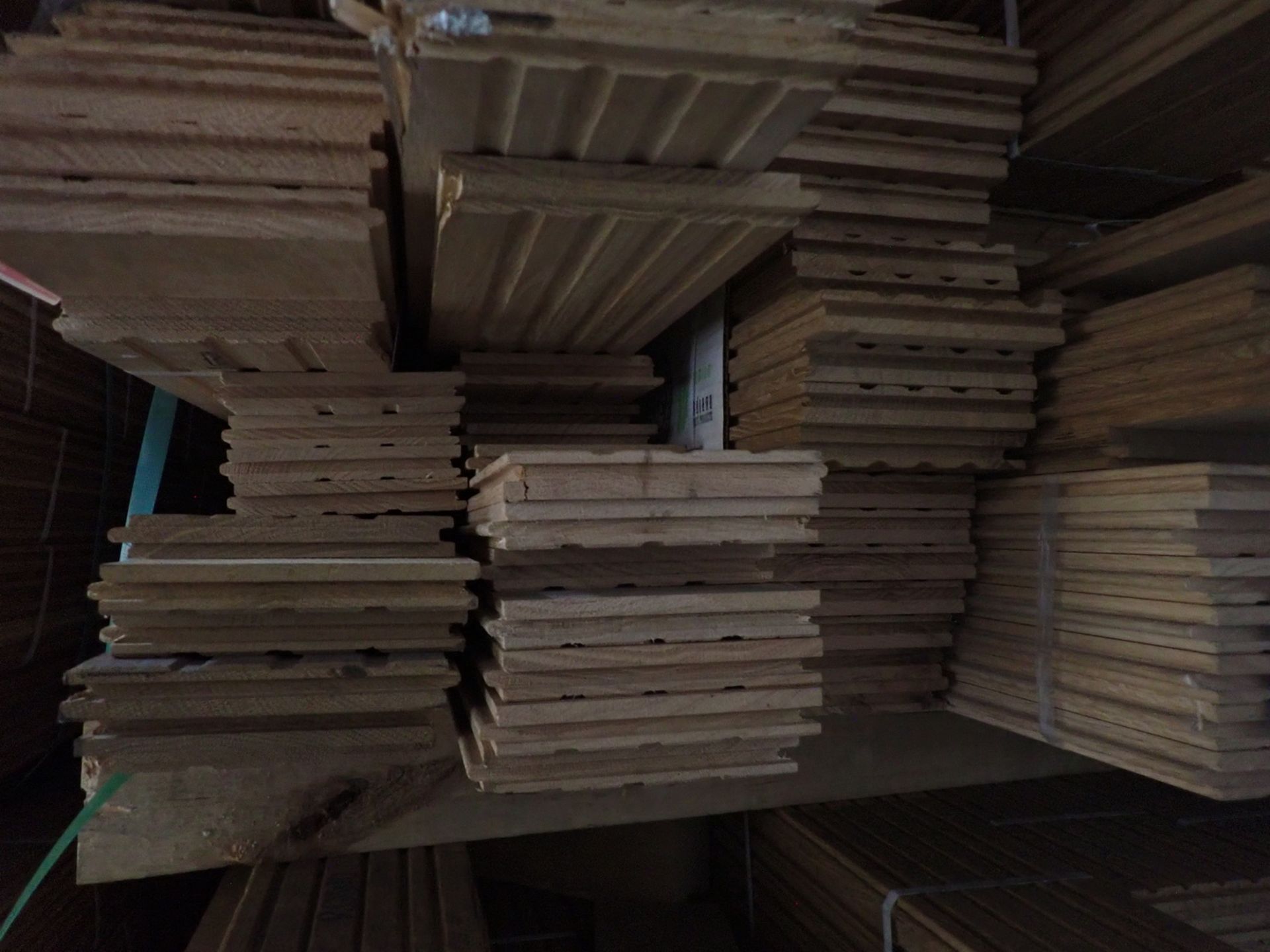 BUNDLES - WHITE OAK 5" X 3/4" tongue & GROOVE (18.5 SQFT / BUNDLE) - Image 3 of 3