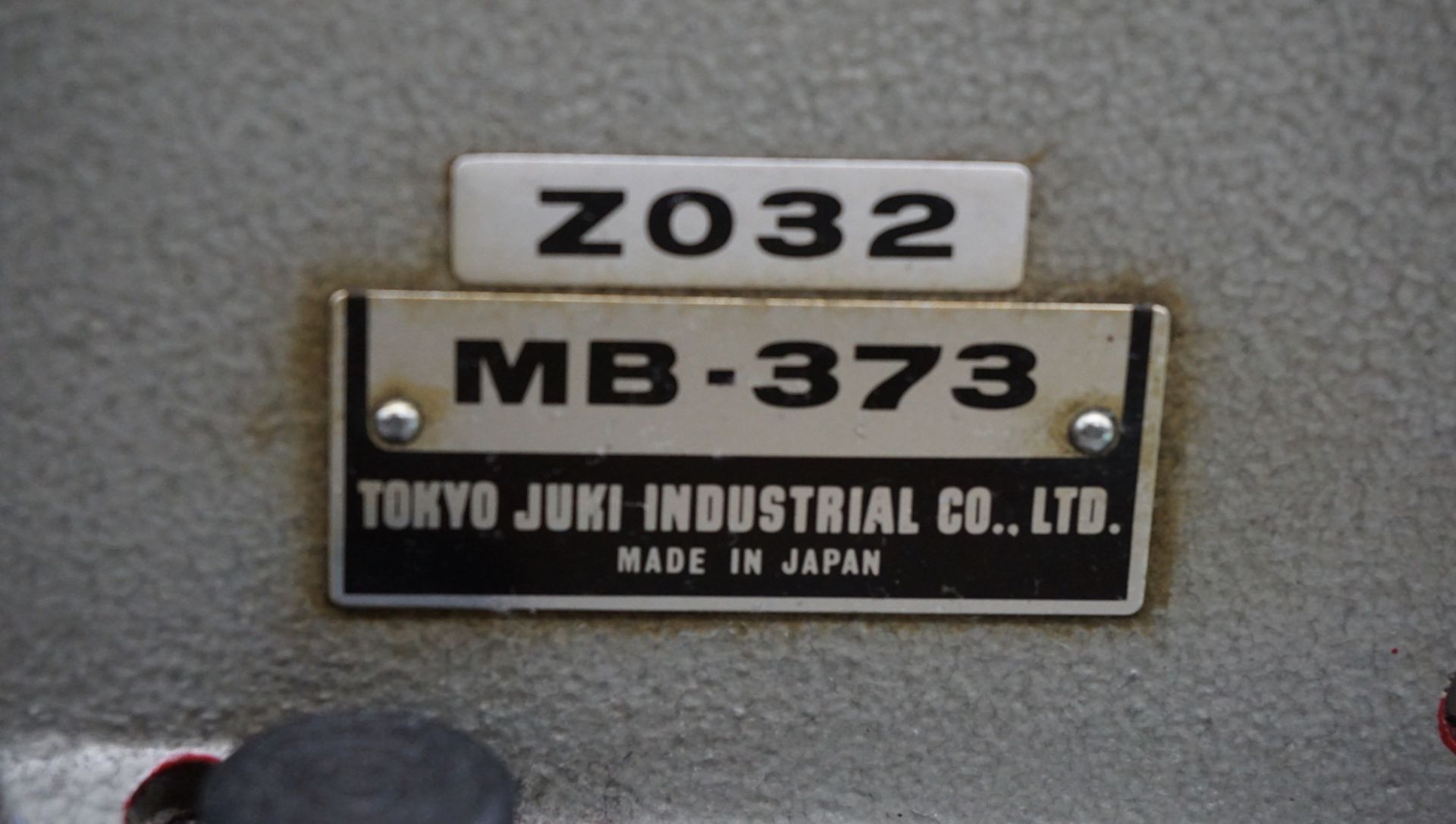 JUKI MB-373 BUTTON SEWER, S/N 373P46769 - Image 4 of 5