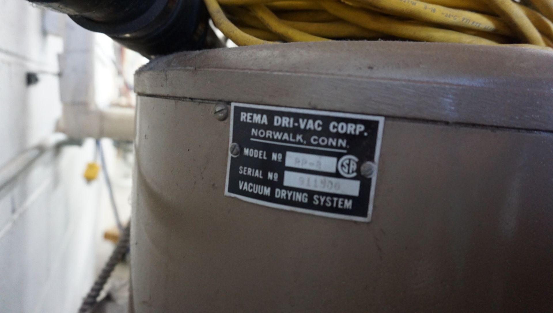 REMA DRI-VAC RP3 COMMERCIAL VACUUM - Image 2 of 2