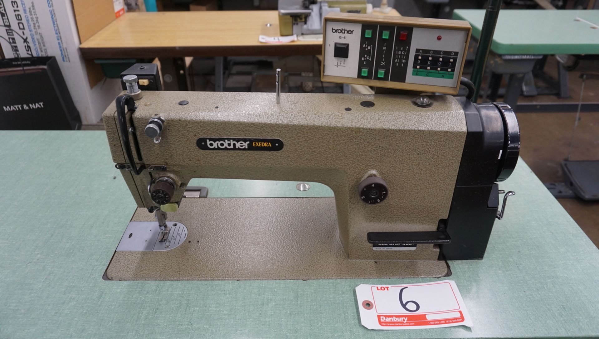 BROTHER DB2-B737-403 EXEDRA SINGLE NEEDLE SEWING MACHINE, S/N L7592350 (220V)